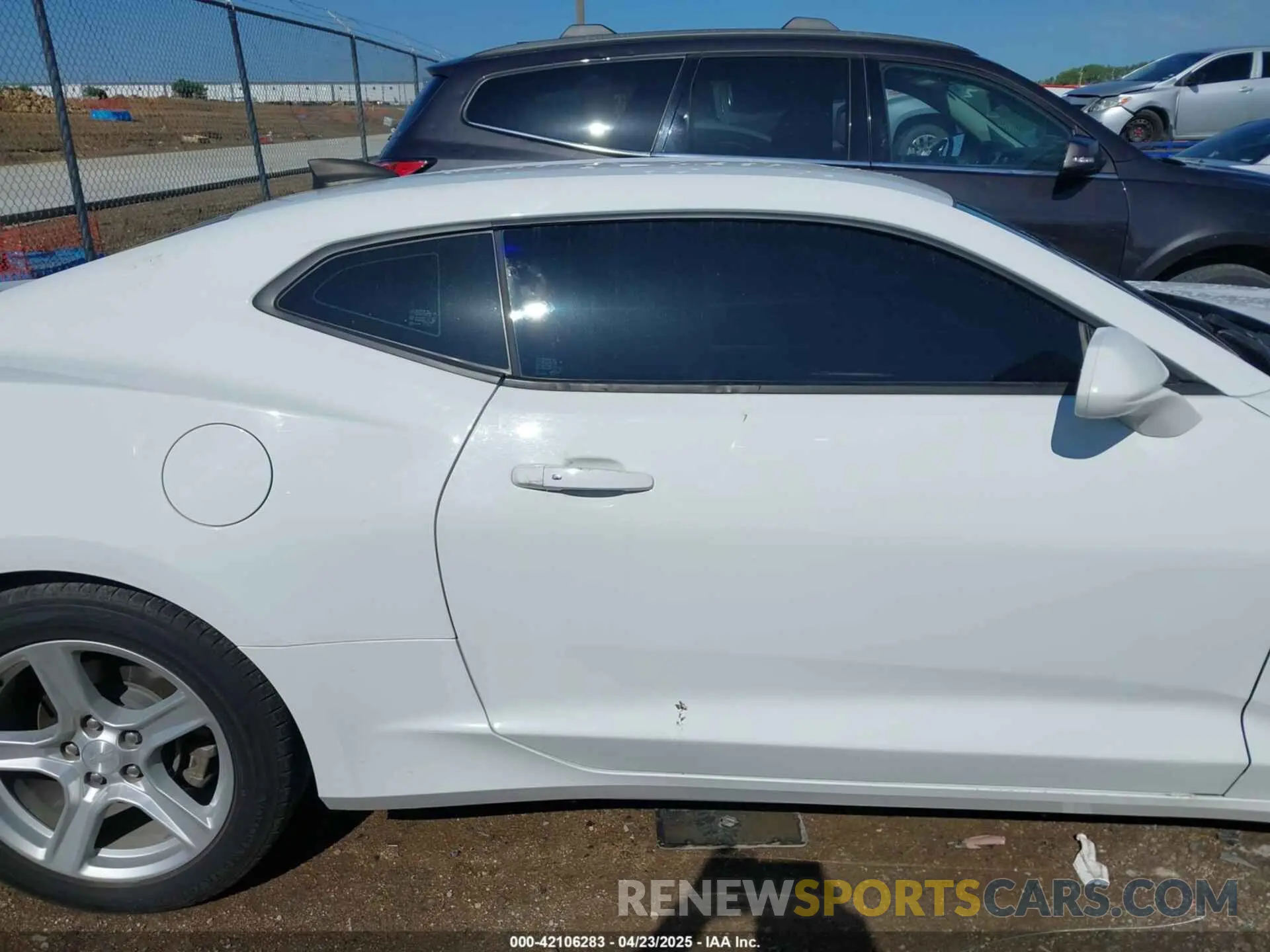 13 Photograph of a damaged car 1G1FB1RX0K0149384 CHEVROLET CAMARO 2019