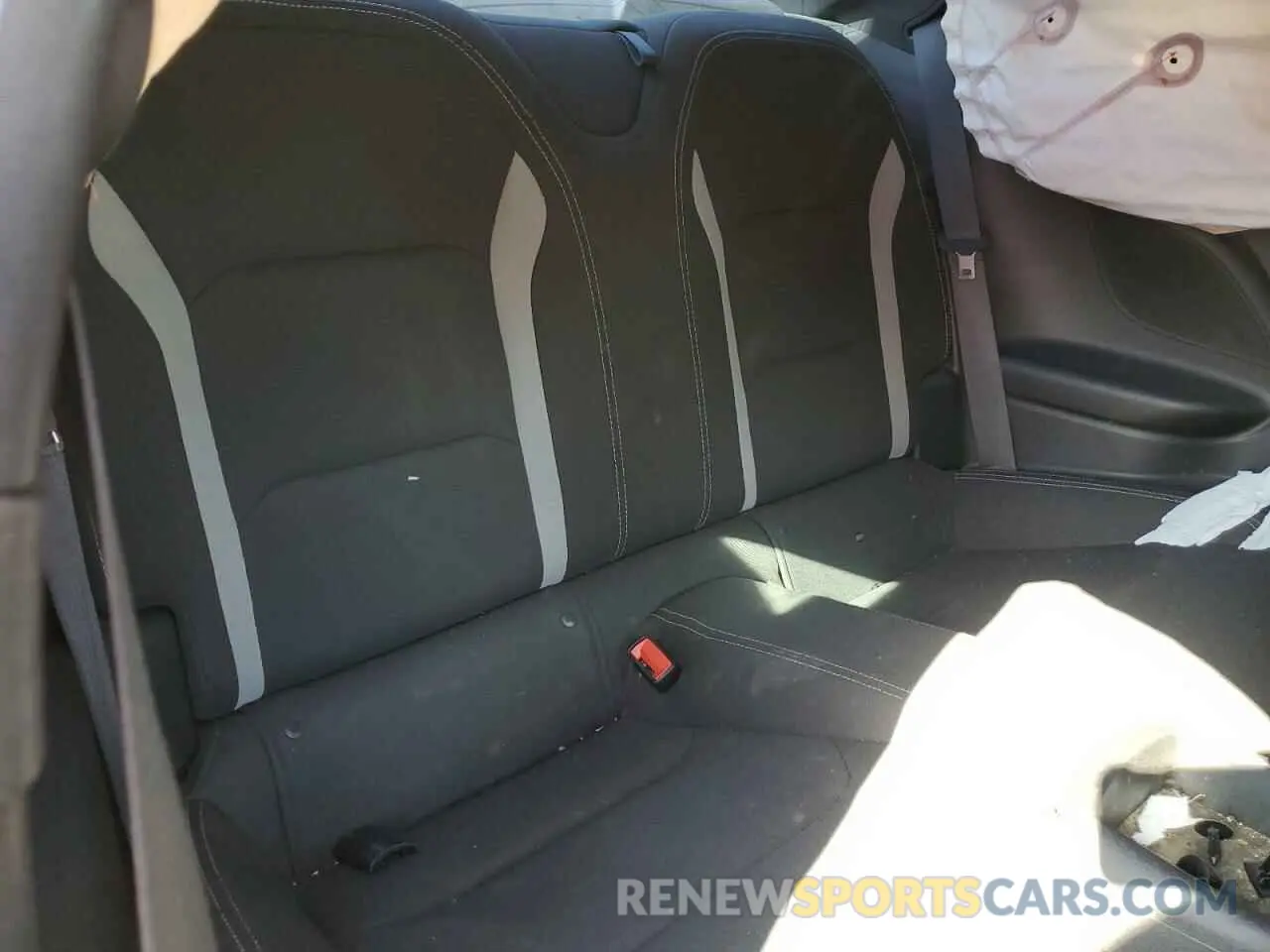 10 Photograph of a damaged car 1G1FB1RX1K0117219 CHEVROLET CAMARO 2019