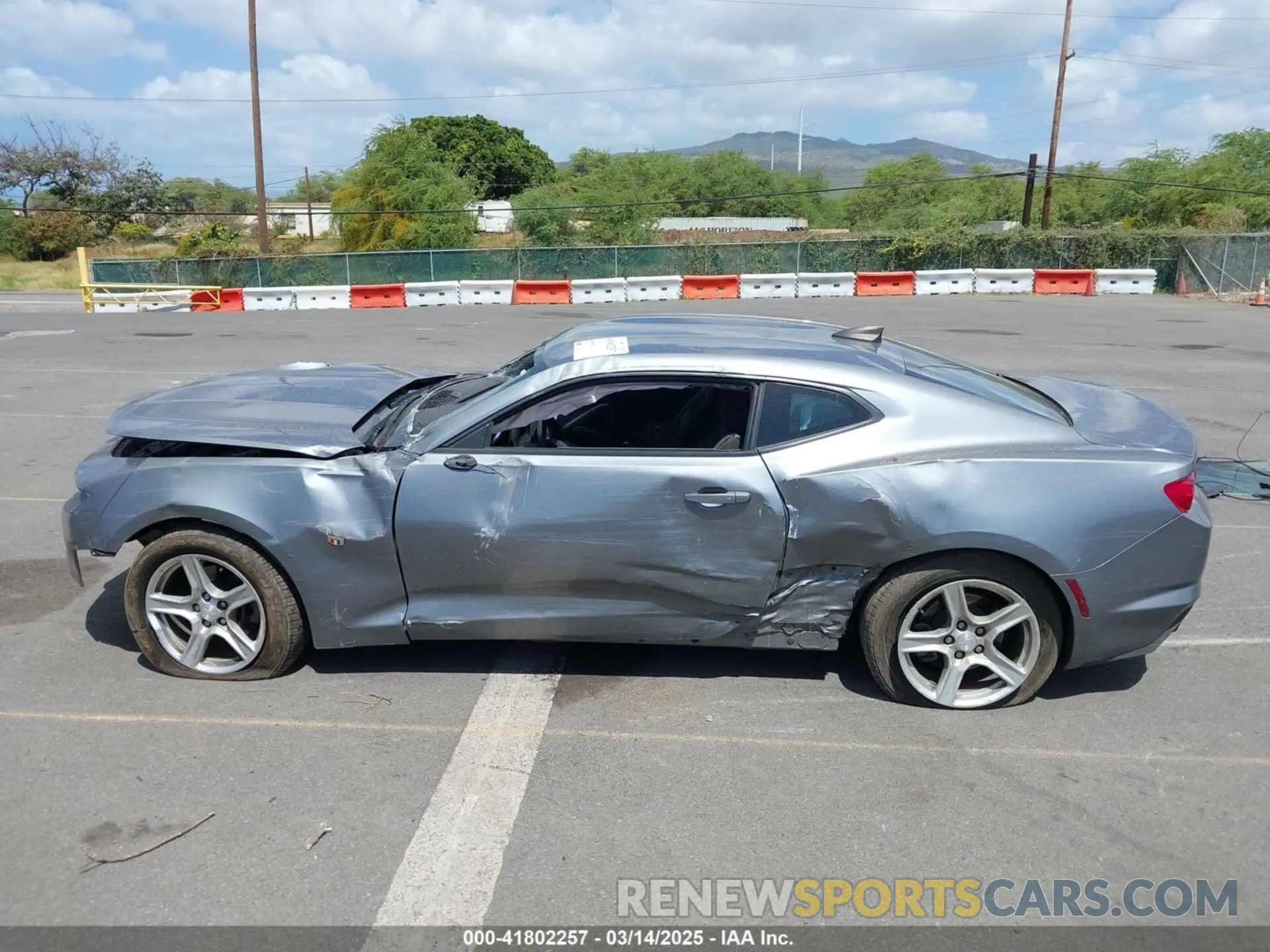 14 Photograph of a damaged car 1G1FB1RX4K0122379 CHEVROLET CAMARO 2019