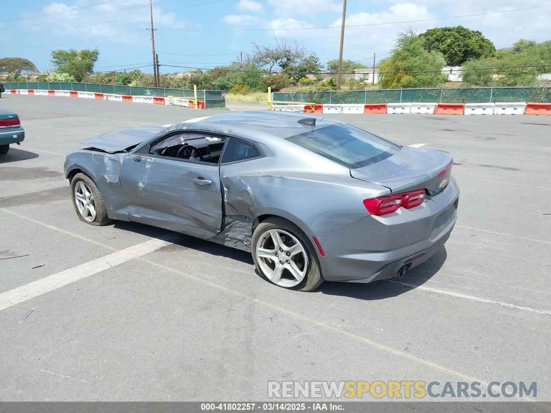 3 Photograph of a damaged car 1G1FB1RX4K0122379 CHEVROLET CAMARO 2019