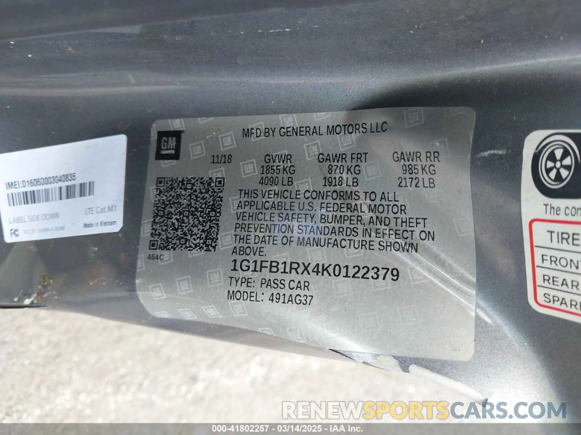 9 Photograph of a damaged car 1G1FB1RX4K0122379 CHEVROLET CAMARO 2019