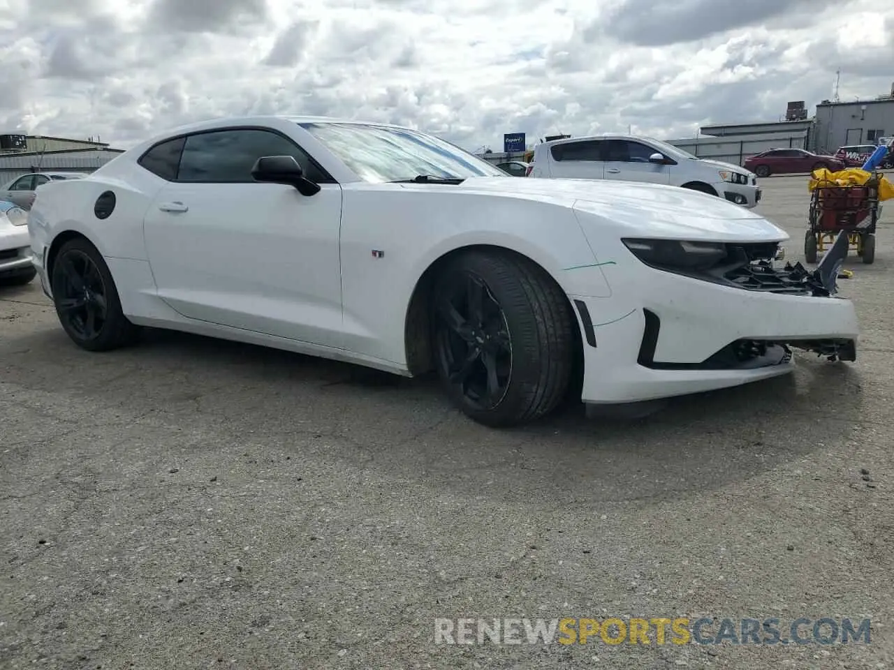 4 Photograph of a damaged car 1G1FB1RX4K0158430 CHEVROLET CAMARO 2019