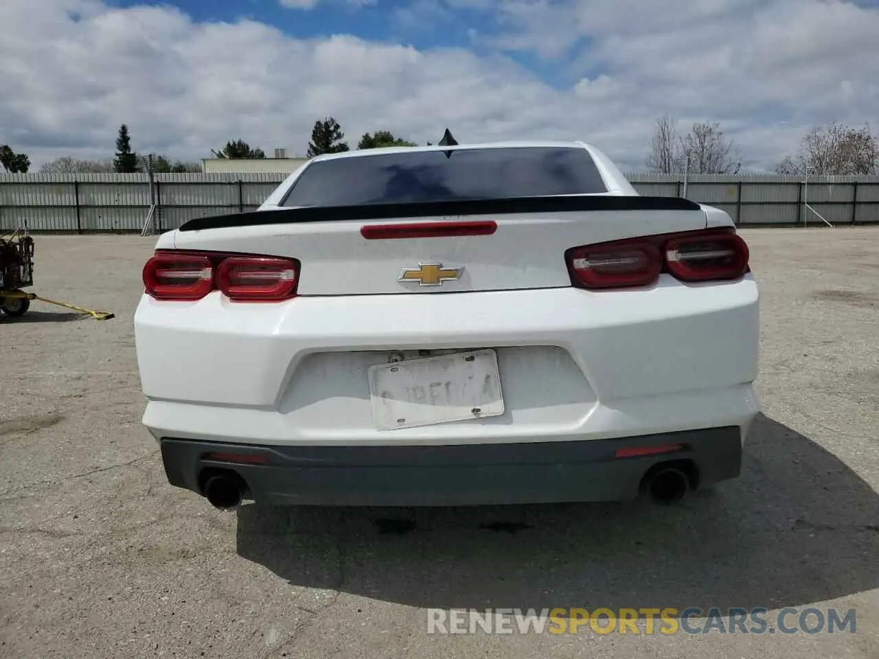 6 Photograph of a damaged car 1G1FB1RX4K0158430 CHEVROLET CAMARO 2019