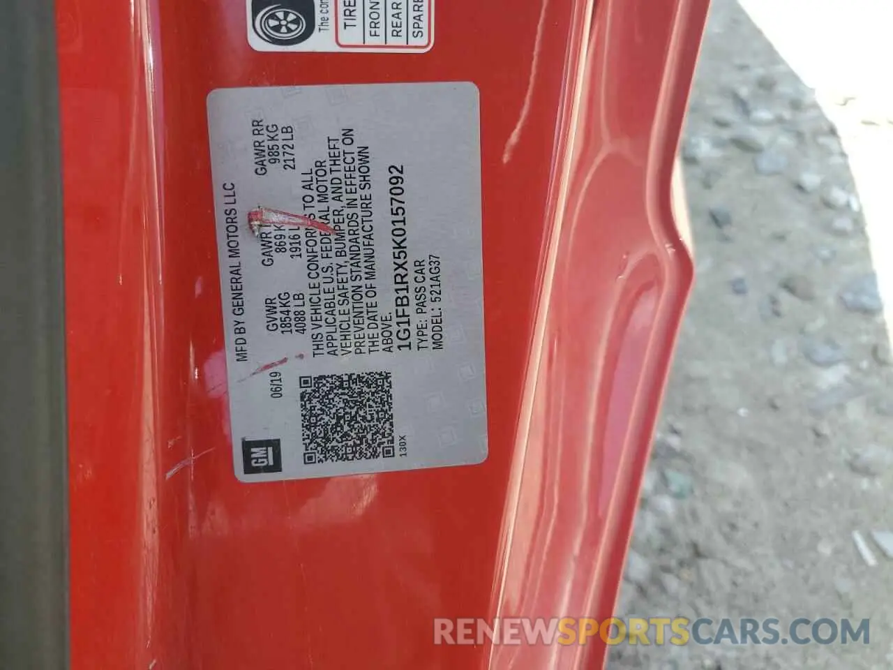 12 Photograph of a damaged car 1G1FB1RX5K0157092 CHEVROLET CAMARO 2019