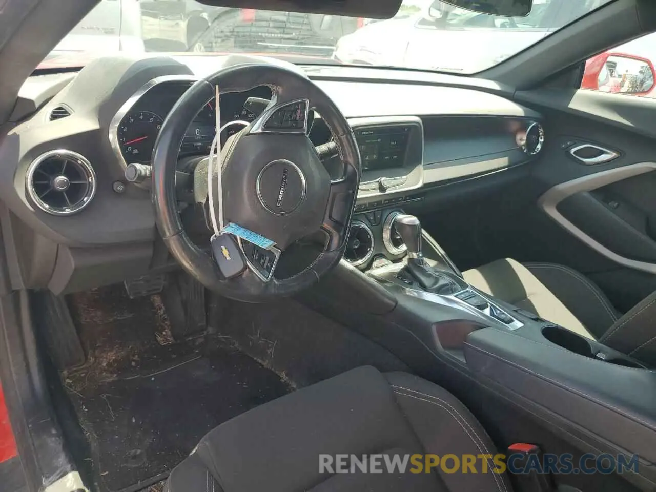 8 Photograph of a damaged car 1G1FB1RX5K0157092 CHEVROLET CAMARO 2019