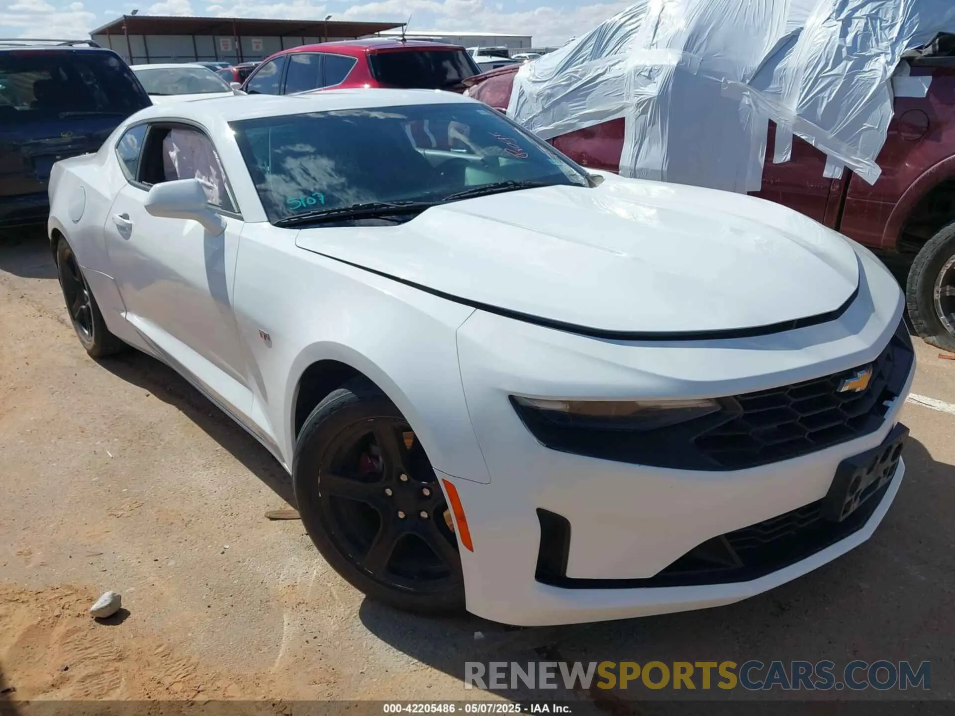 1 Photograph of a damaged car 1G1FB1RX6K0103641 CHEVROLET CAMARO 2019