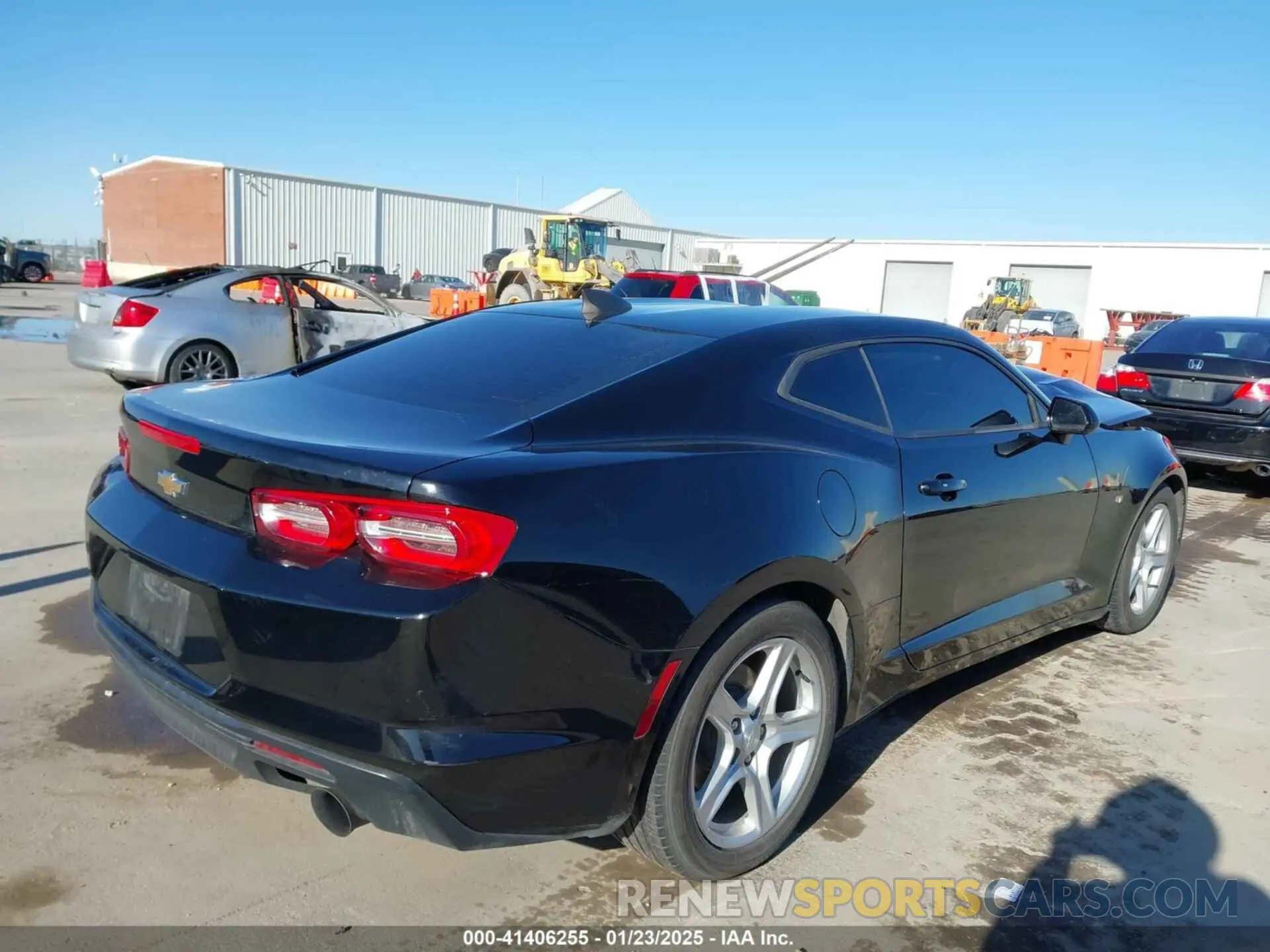 4 Photograph of a damaged car 1G1FB1RX6K0133447 CHEVROLET CAMARO 2019