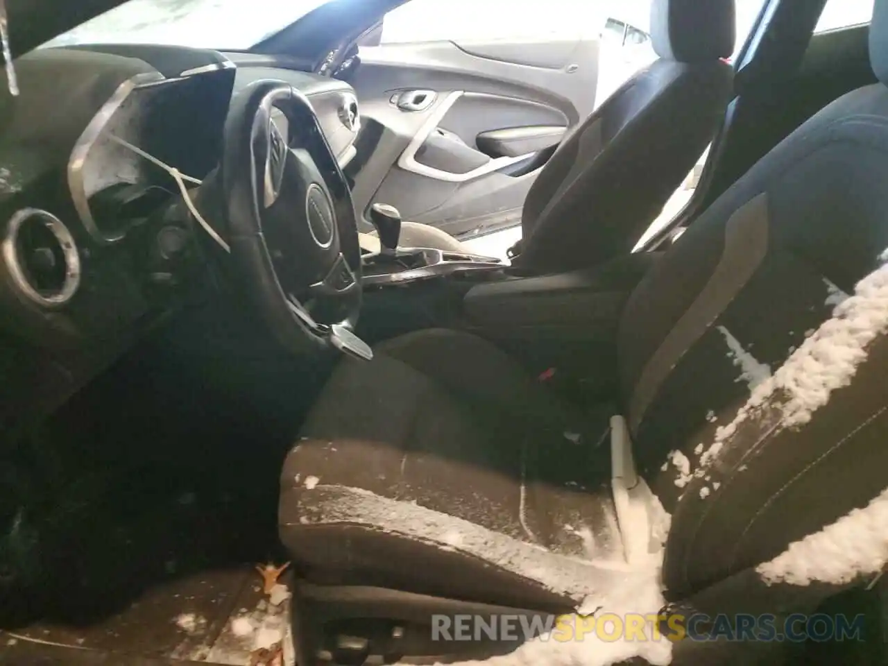 7 Photograph of a damaged car 1G1FB1RX8K0132851 CHEVROLET CAMARO 2019