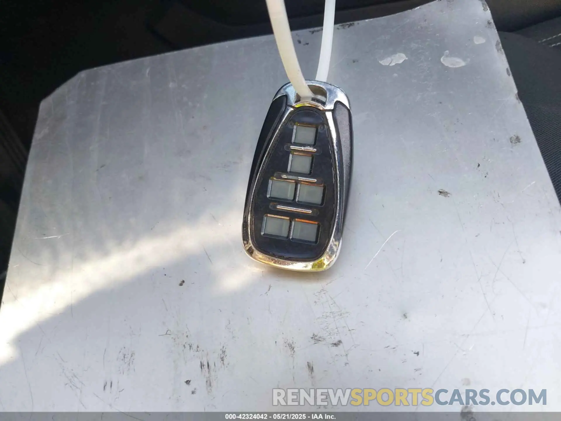 11 Photograph of a damaged car 1G1FB3DS0K0153684 CHEVROLET CAMARO 2019