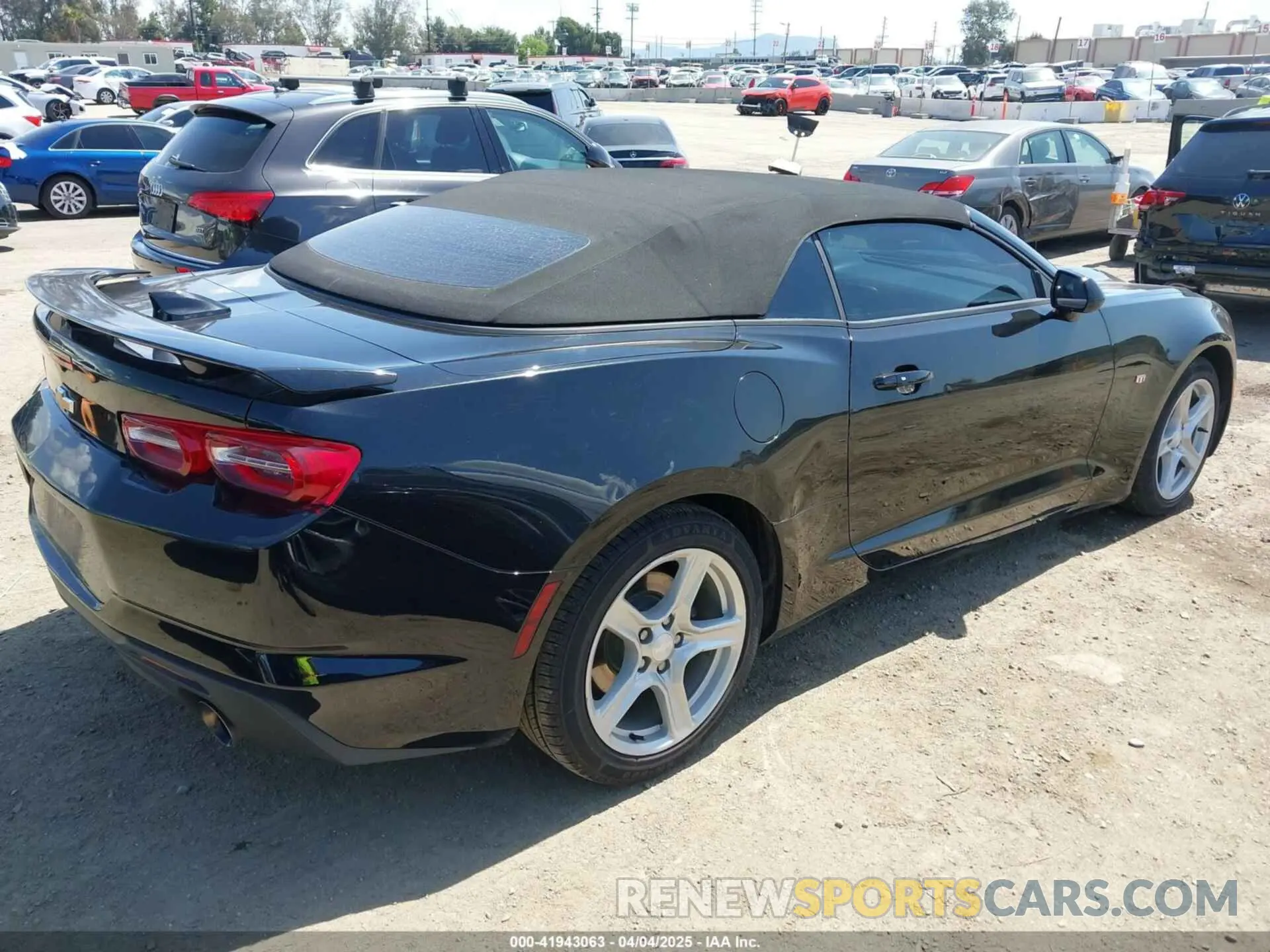 4 Photograph of a damaged car 1G1FB3DS3K0144784 CHEVROLET CAMARO 2019