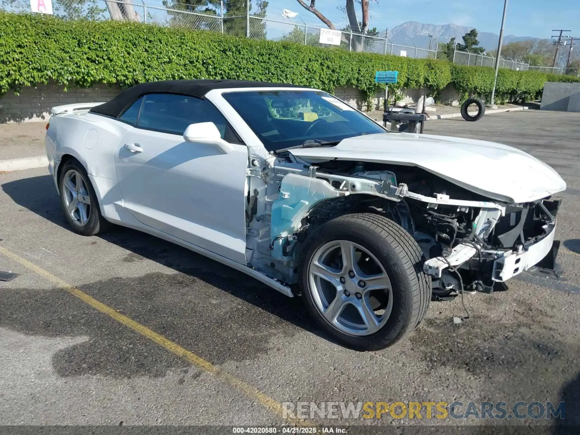 1 Photograph of a damaged car 1G1FB3DS7K0120438 CHEVROLET CAMARO 2019