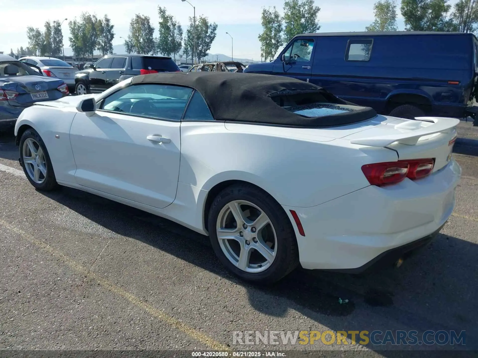 3 Photograph of a damaged car 1G1FB3DS7K0120438 CHEVROLET CAMARO 2019