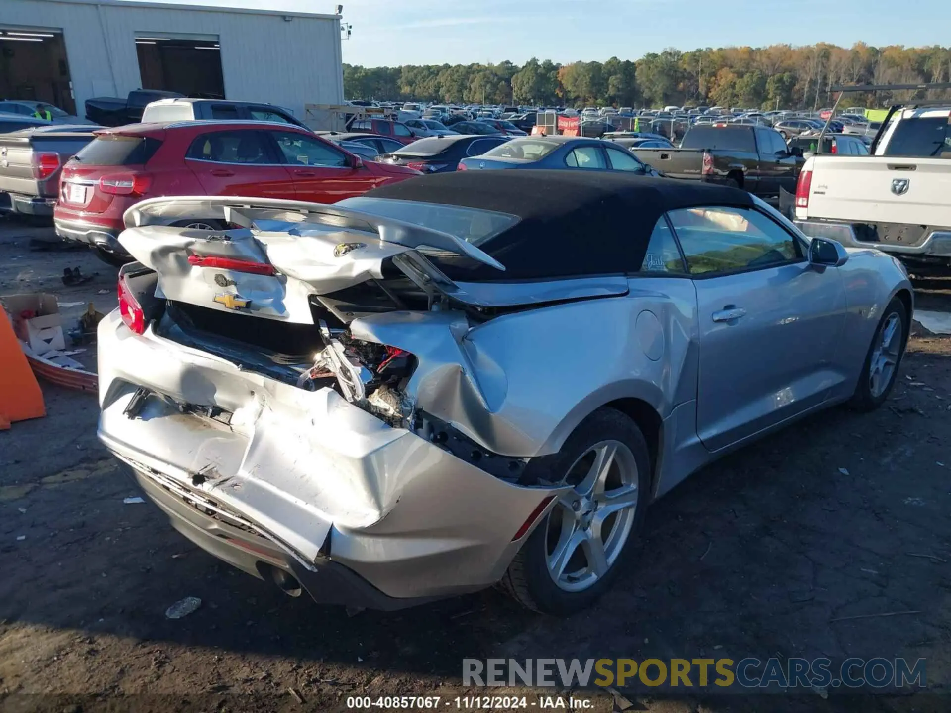 4 Photograph of a damaged car 1G1FB3DS7K0124988 CHEVROLET CAMARO 2019