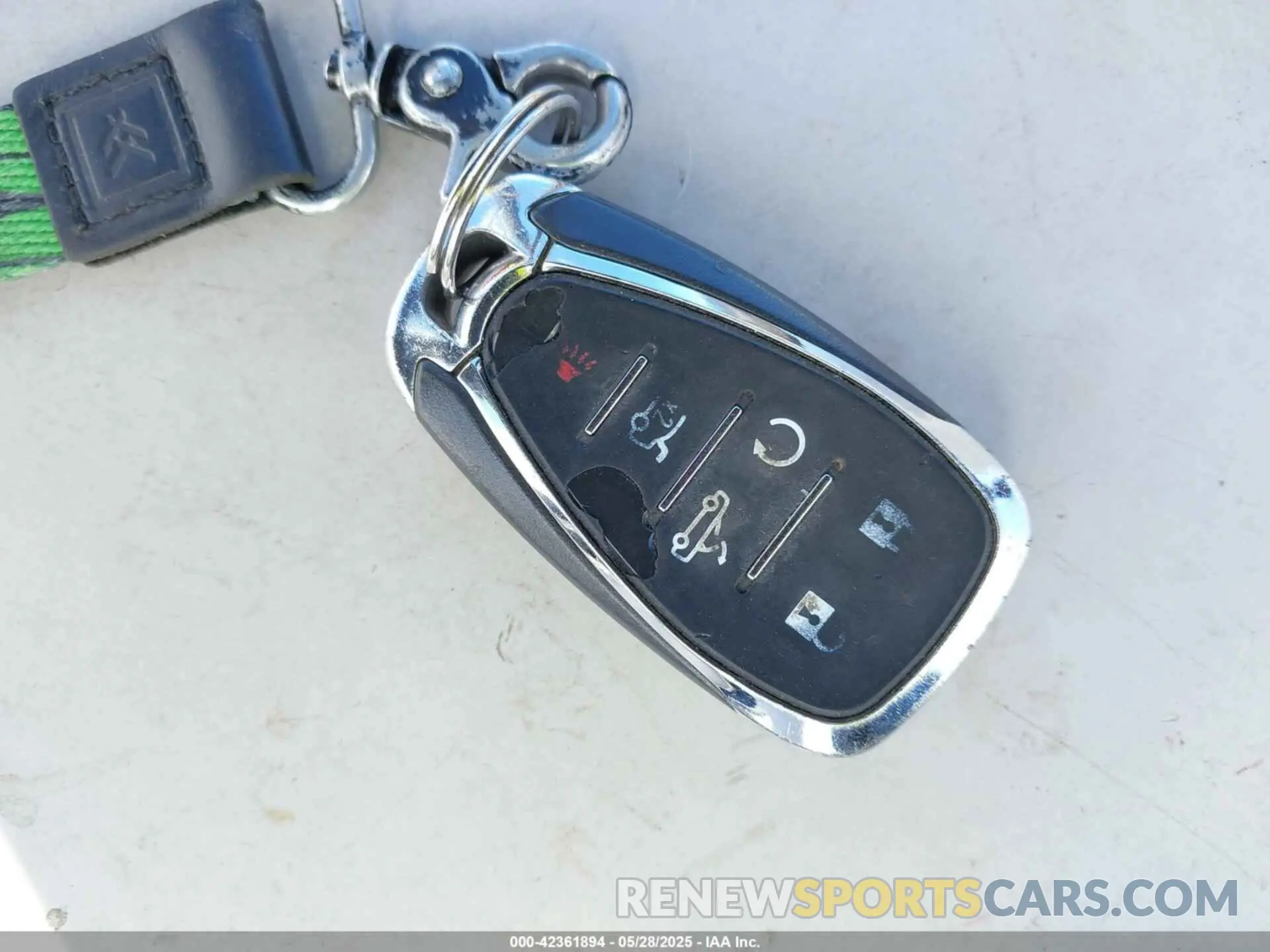 11 Photograph of a damaged car 1G1FB3DX3K0114129 CHEVROLET CAMARO 2019
