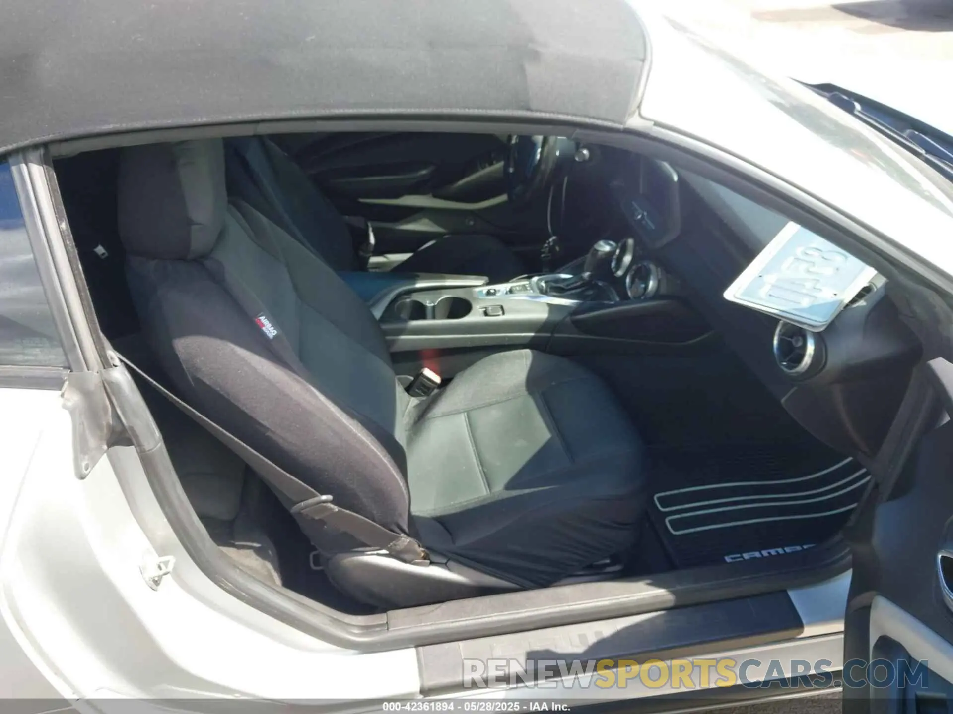 5 Photograph of a damaged car 1G1FB3DX3K0114129 CHEVROLET CAMARO 2019