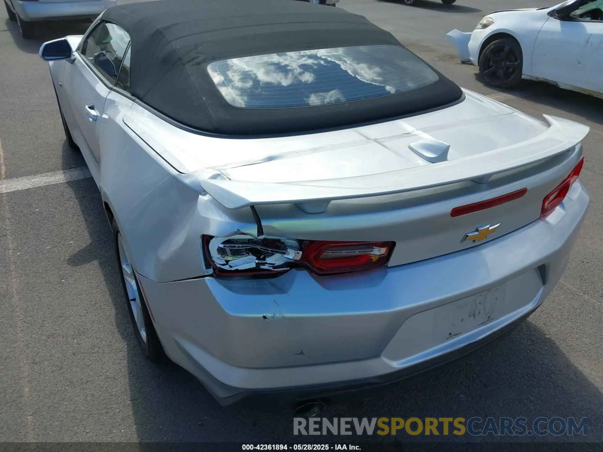 6 Photograph of a damaged car 1G1FB3DX3K0114129 CHEVROLET CAMARO 2019