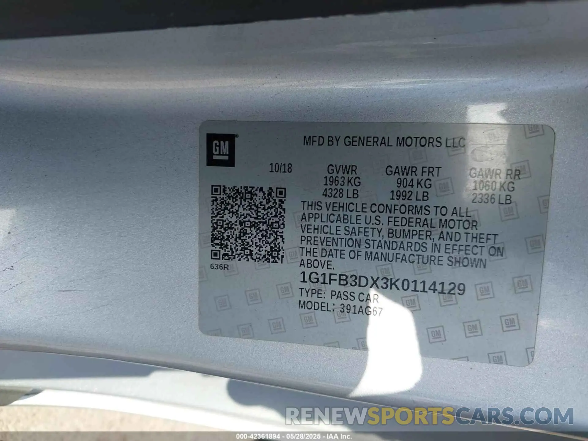9 Photograph of a damaged car 1G1FB3DX3K0114129 CHEVROLET CAMARO 2019