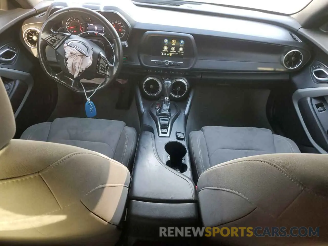 8 Photograph of a damaged car 1G1FB3DX9K0118556 CHEVROLET CAMARO 2019