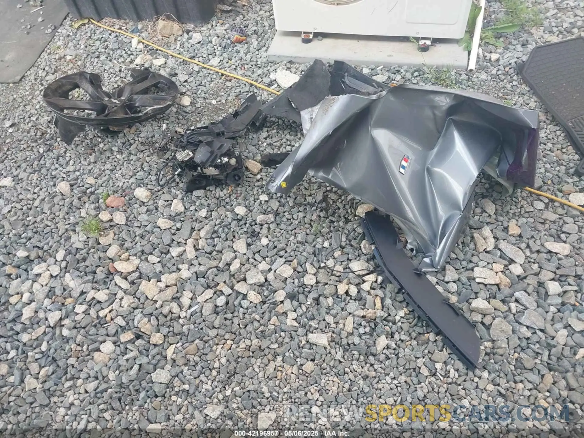 12 Photograph of a damaged car 1G1FC1RS5K0151813 CHEVROLET CAMARO 2019