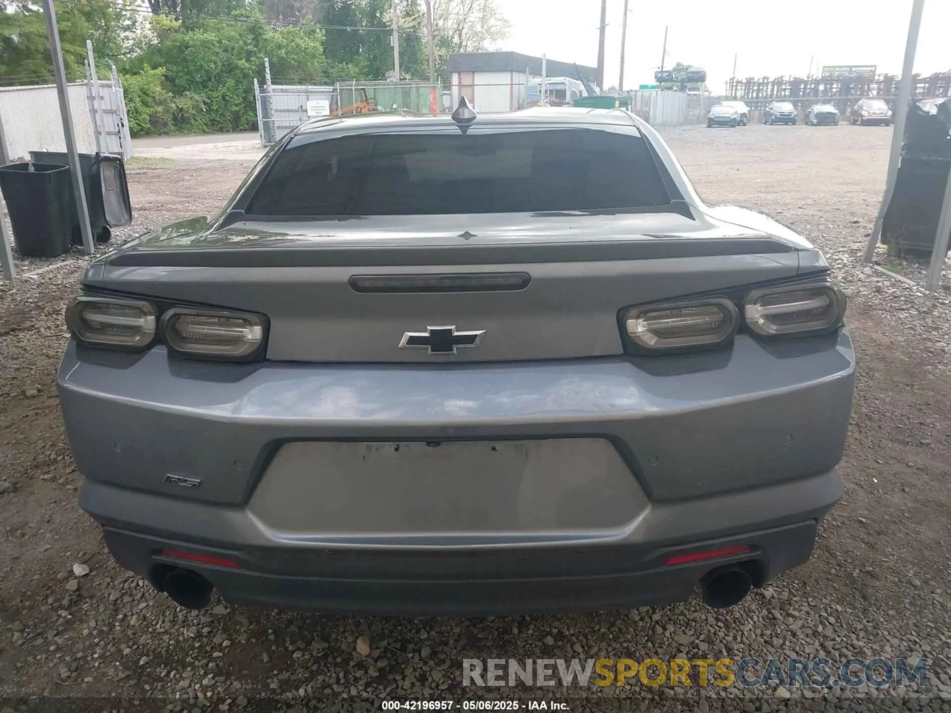 17 Photograph of a damaged car 1G1FC1RS5K0151813 CHEVROLET CAMARO 2019