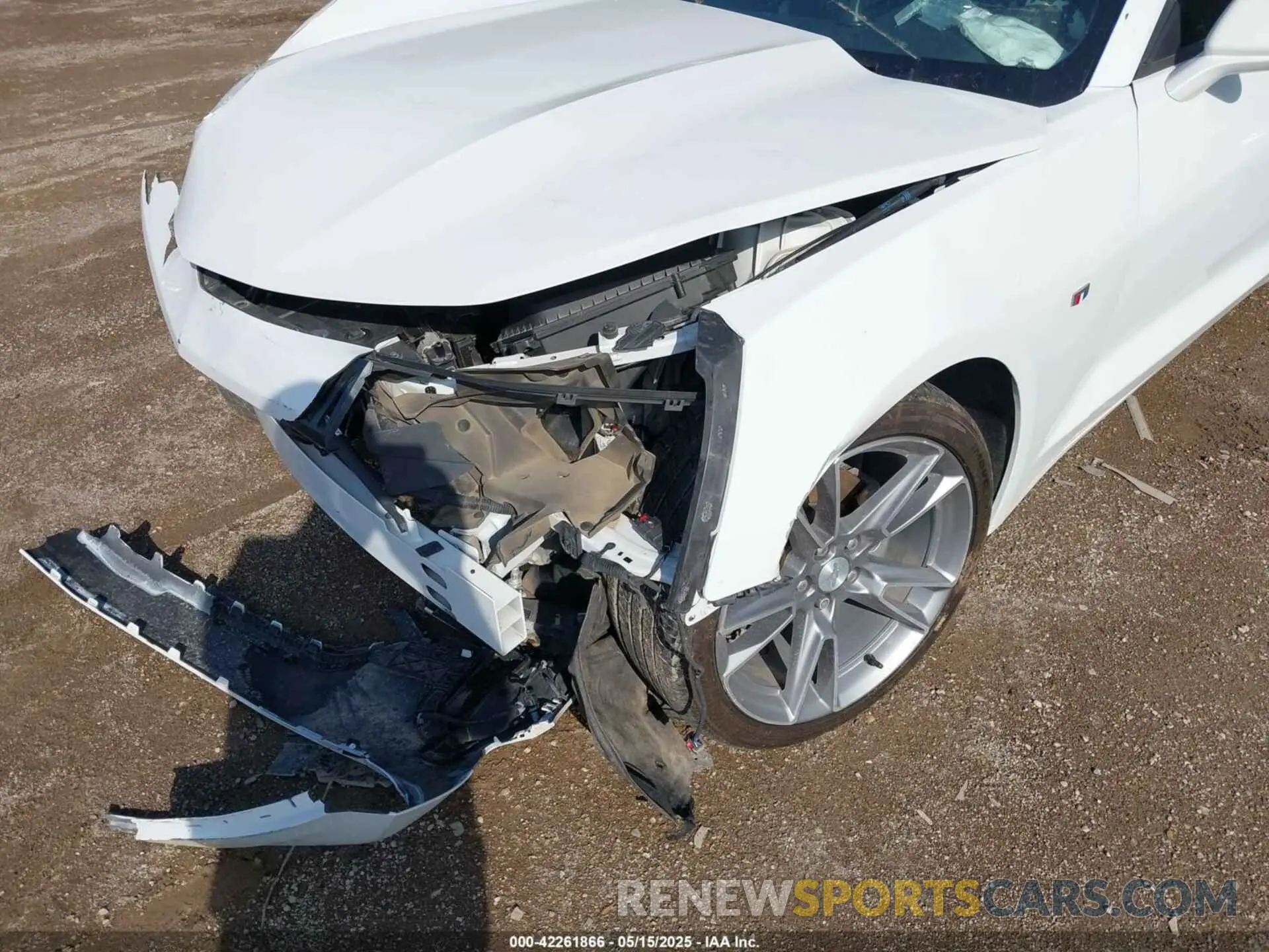 16 Photograph of a damaged car 1G1FD1RS1K0156116 CHEVROLET CAMARO 2019