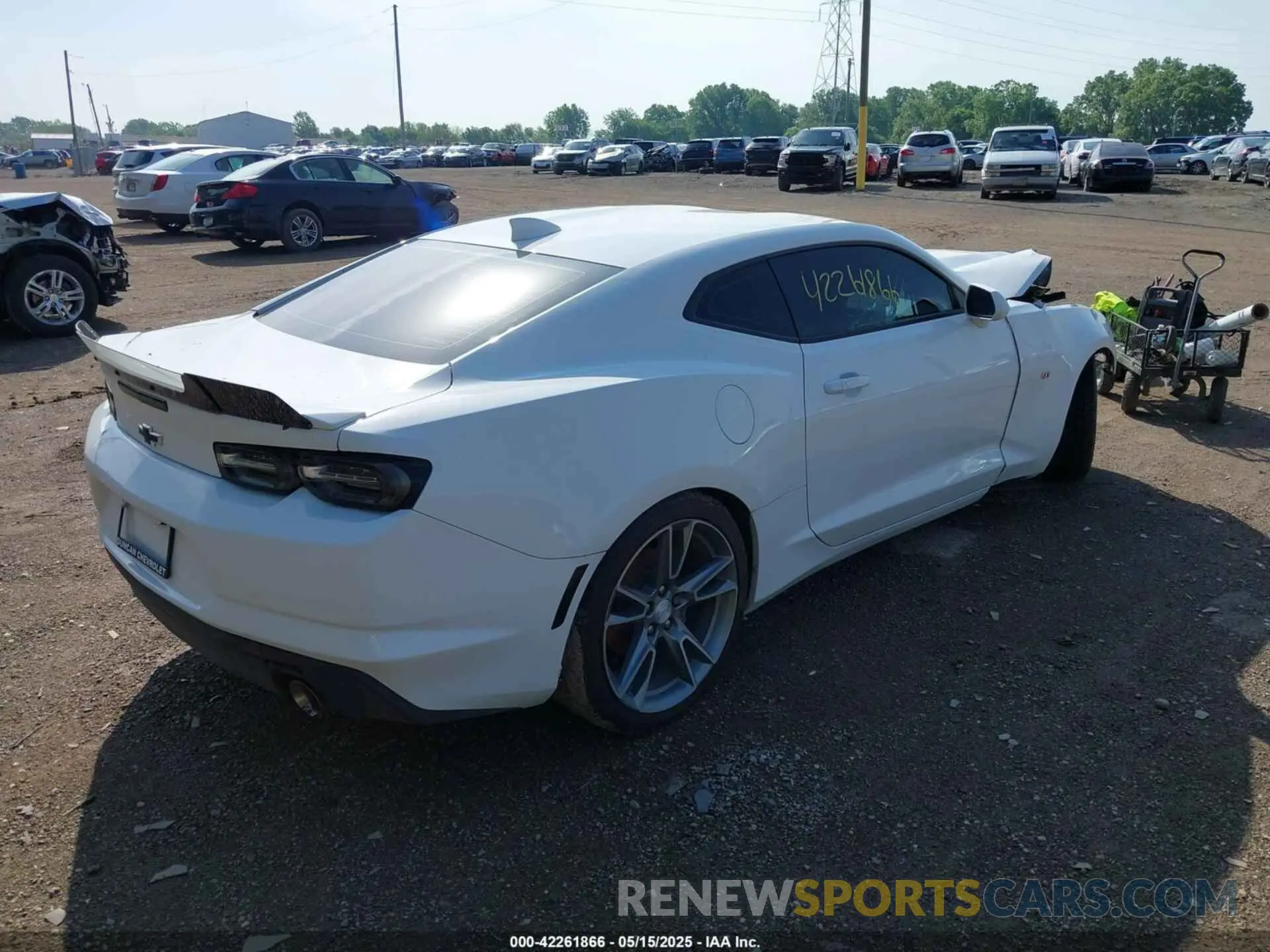 4 Photograph of a damaged car 1G1FD1RS1K0156116 CHEVROLET CAMARO 2019