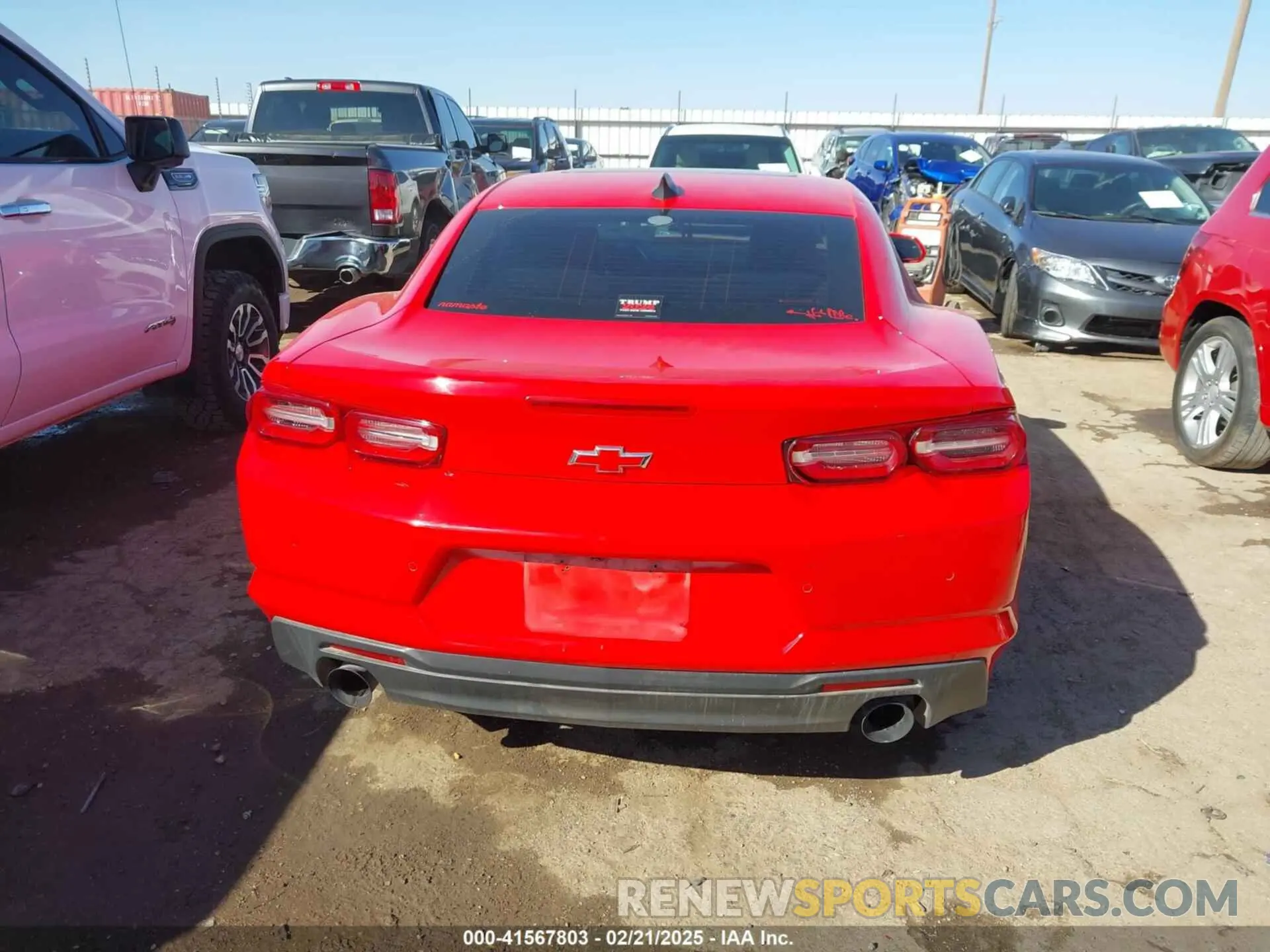 17 Photograph of a damaged car 1G1FD1RS7K0106580 CHEVROLET CAMARO 2019