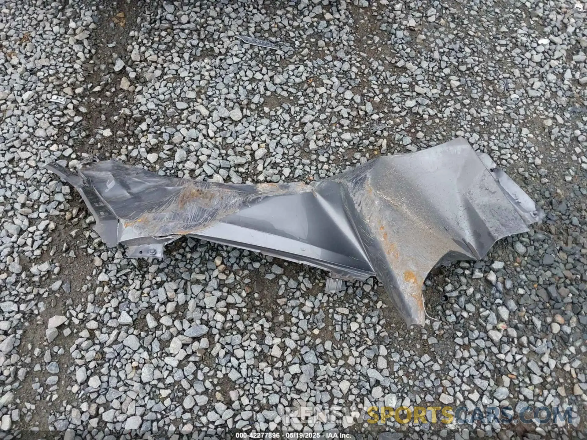 11 Photograph of a damaged car 1G1FD1RS9K0144568 CHEVROLET CAMARO 2019