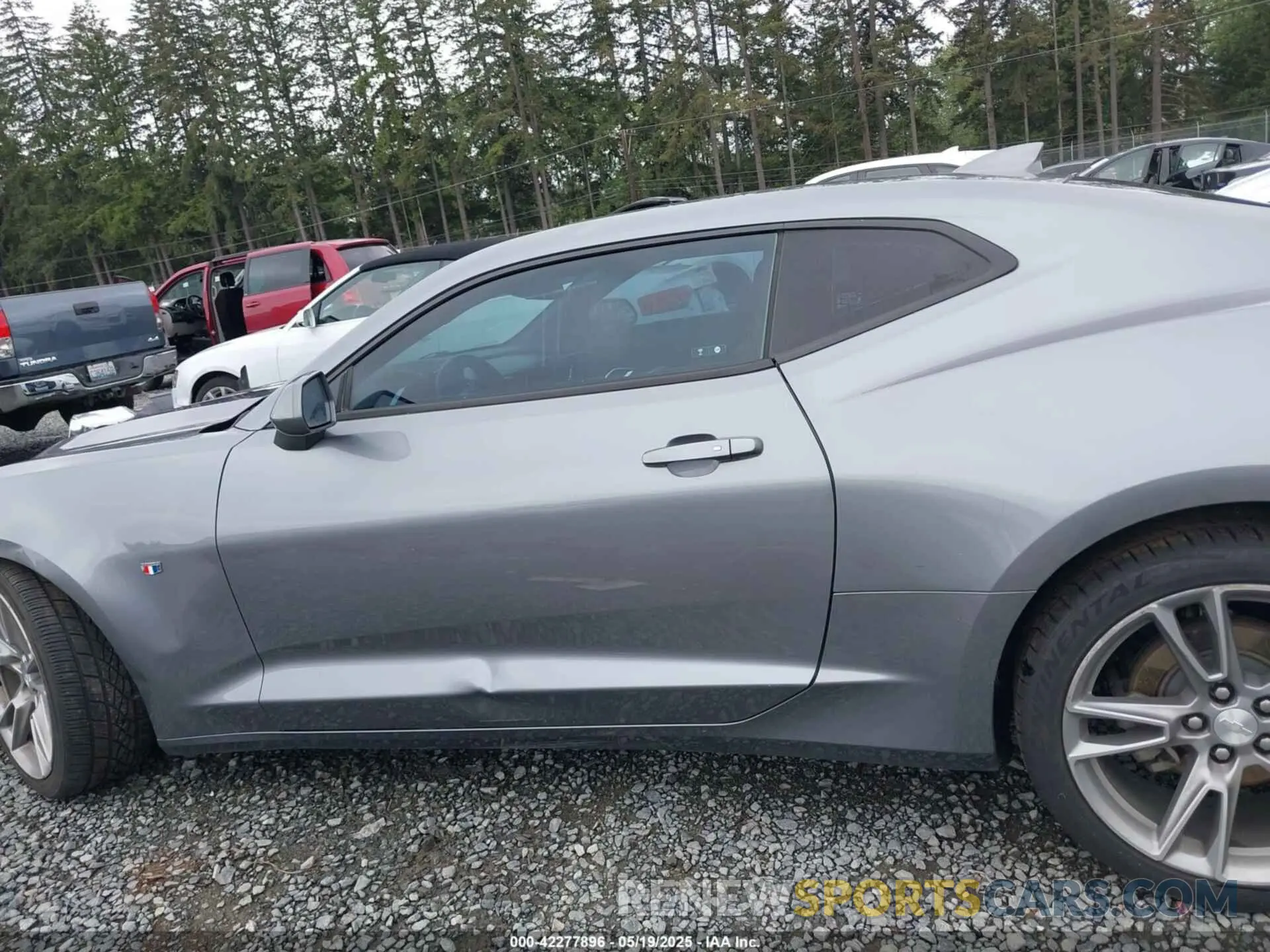 14 Photograph of a damaged car 1G1FD1RS9K0144568 CHEVROLET CAMARO 2019