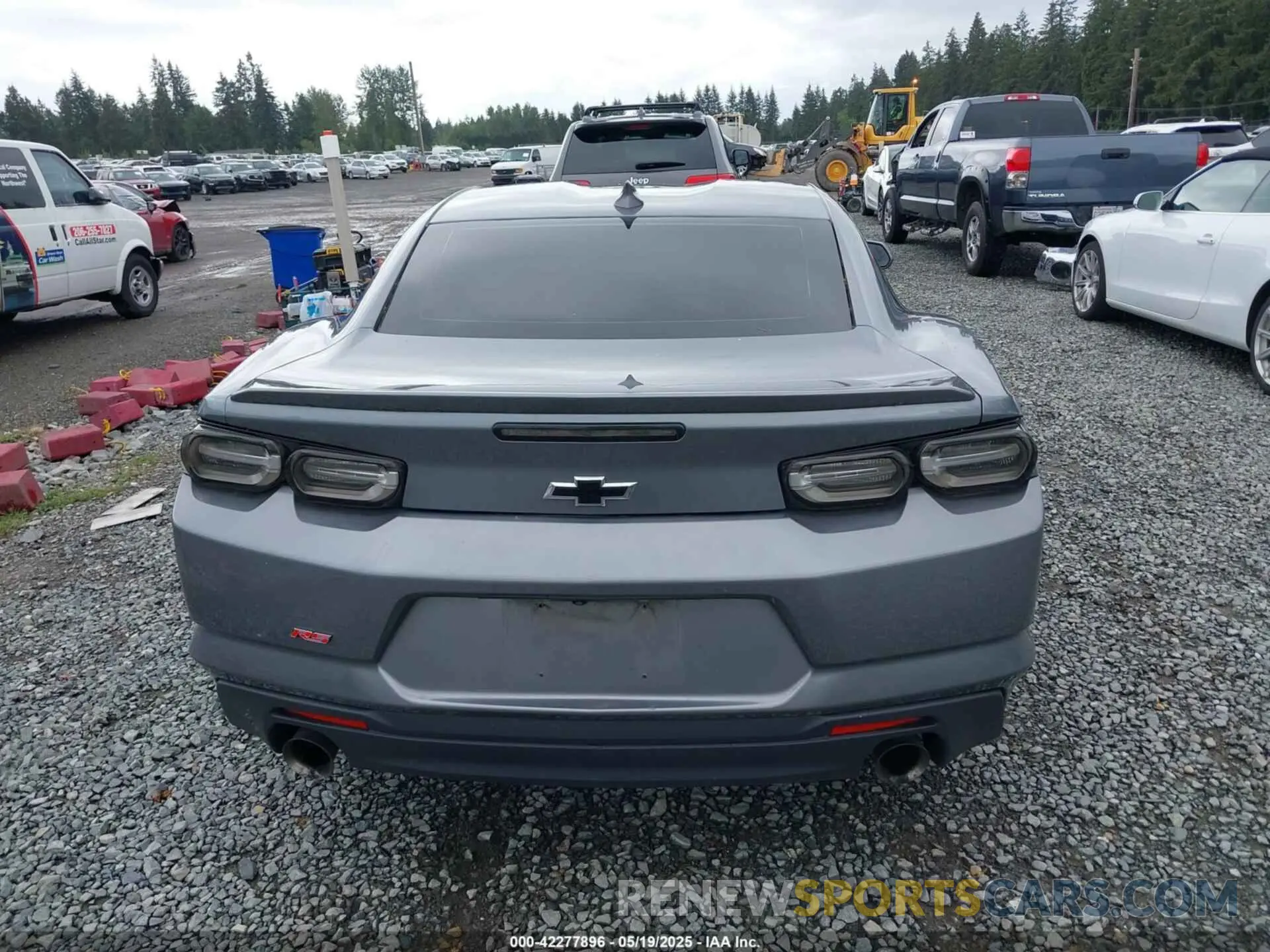 16 Photograph of a damaged car 1G1FD1RS9K0144568 CHEVROLET CAMARO 2019
