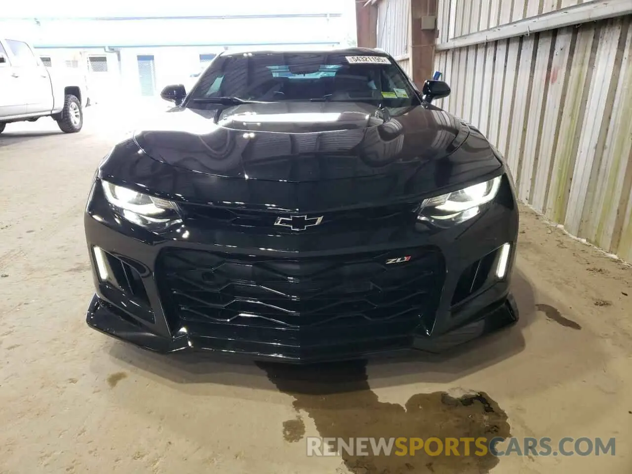 5 Photograph of a damaged car 1G1FE1R71K0103425 CHEVROLET CAMARO 2019