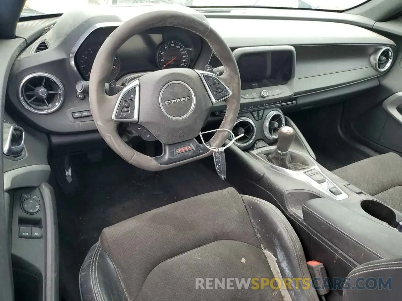 8 Photograph of a damaged car 1G1FE1R72K0119102 CHEVROLET CAMARO 2019