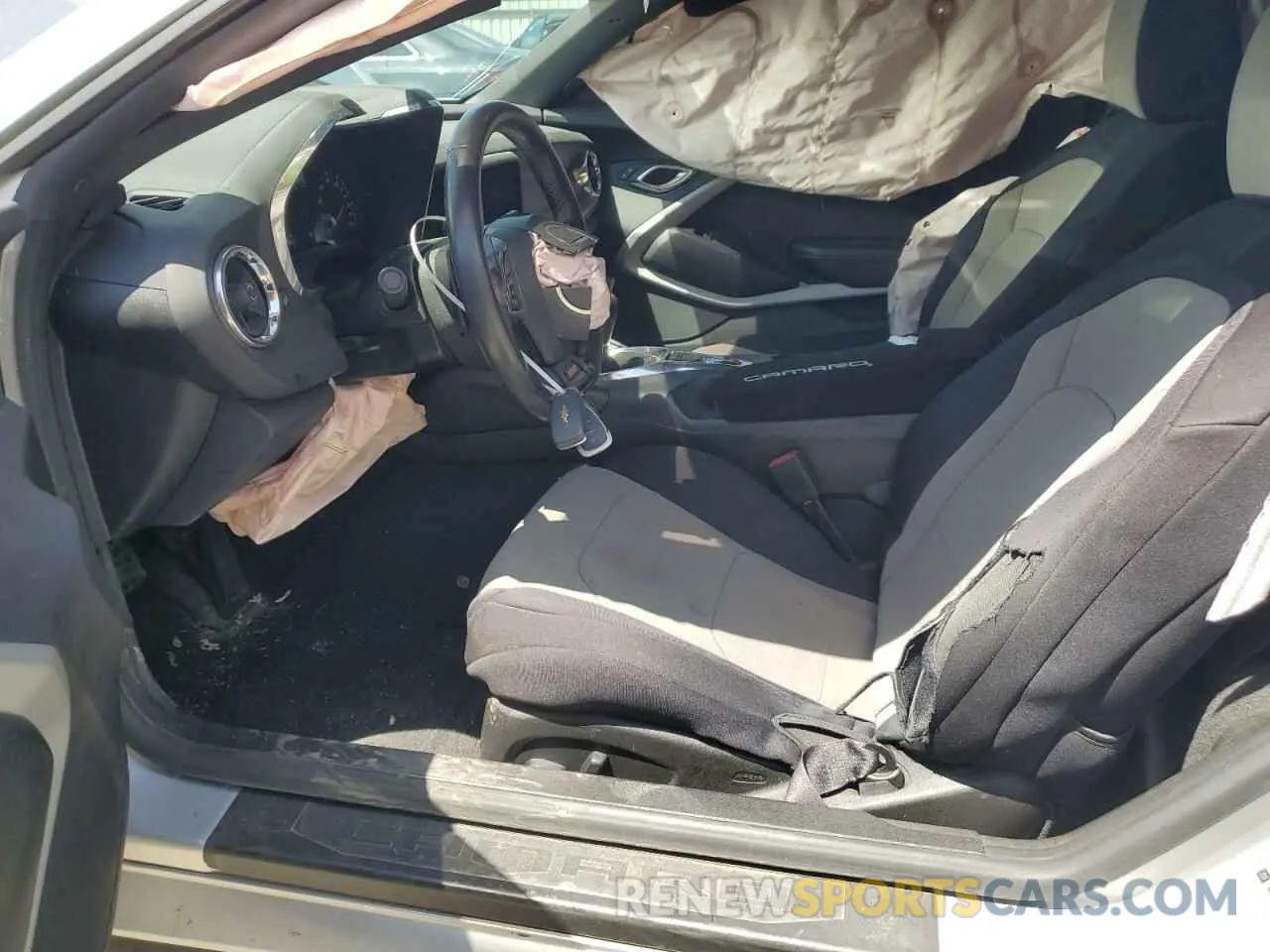 7 Photograph of a damaged car 1G1FE1R73K0154988 CHEVROLET CAMARO 2019