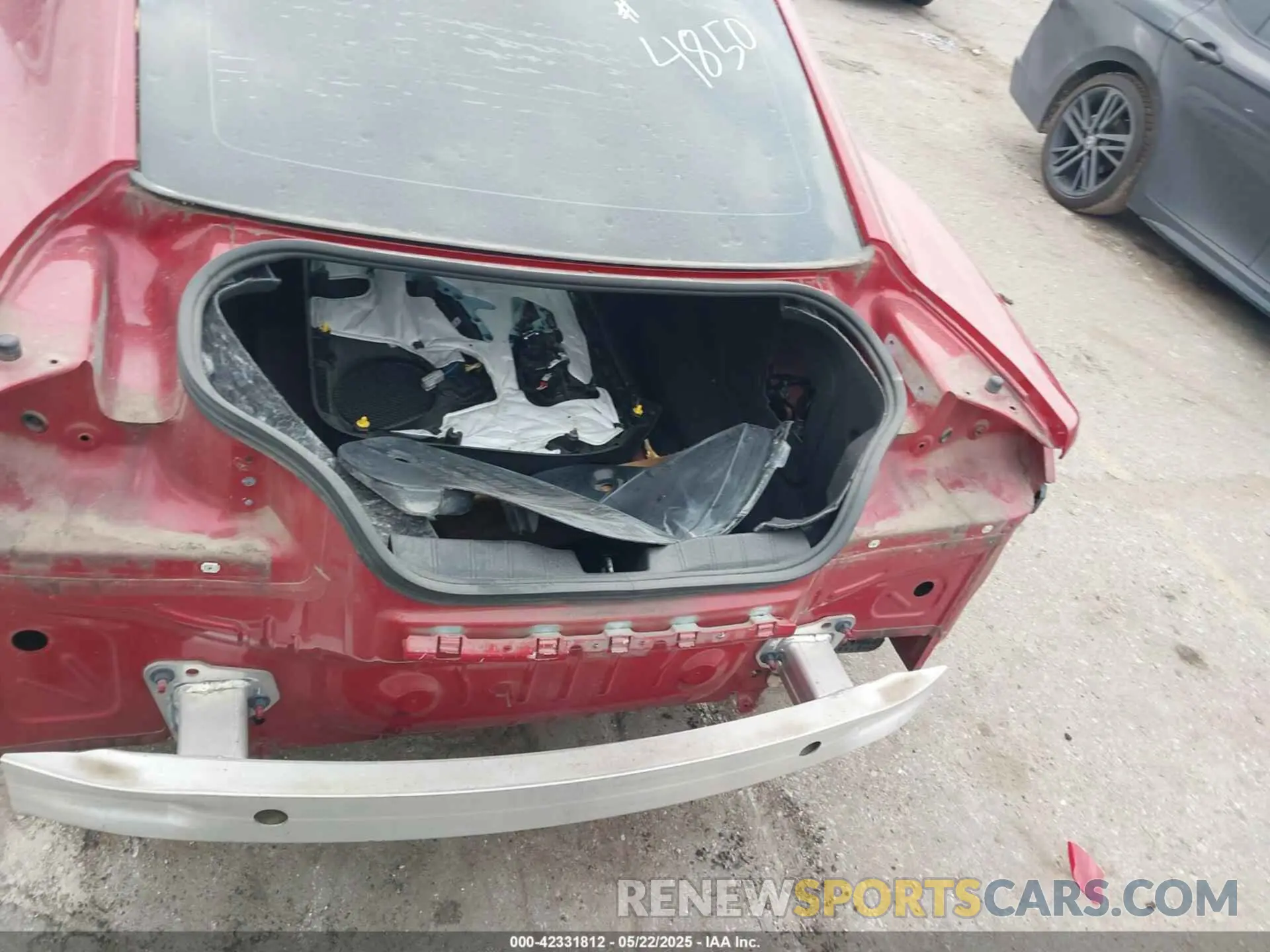 16 Photograph of a damaged car 1G1FF1R70K0154850 CHEVROLET CAMARO 2019