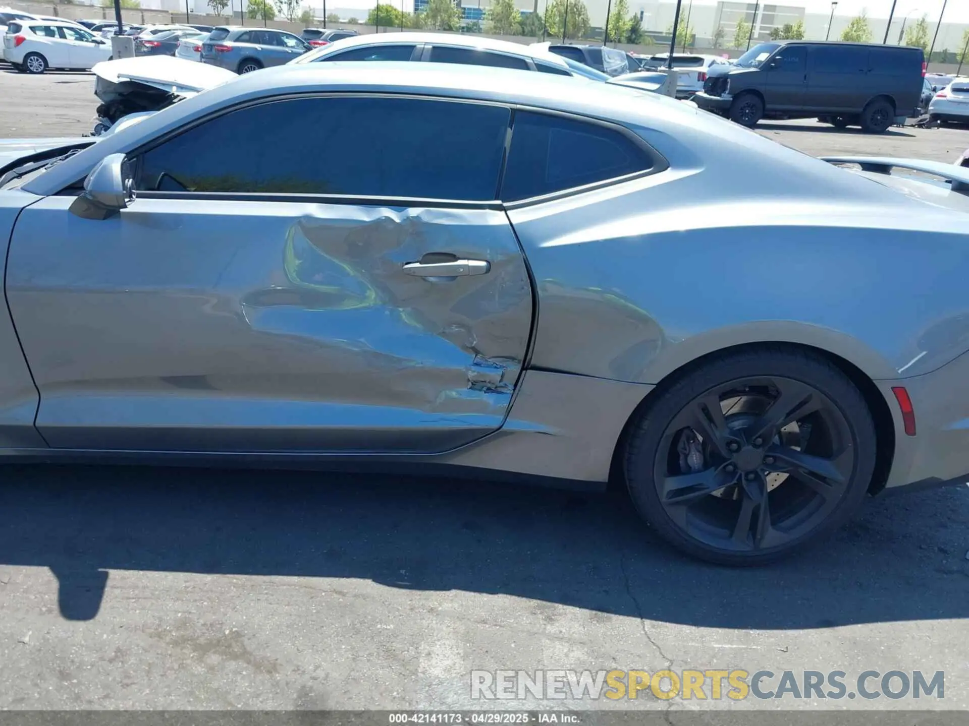 12 Photograph of a damaged car 1G1FF1R72K0115063 CHEVROLET CAMARO 2019