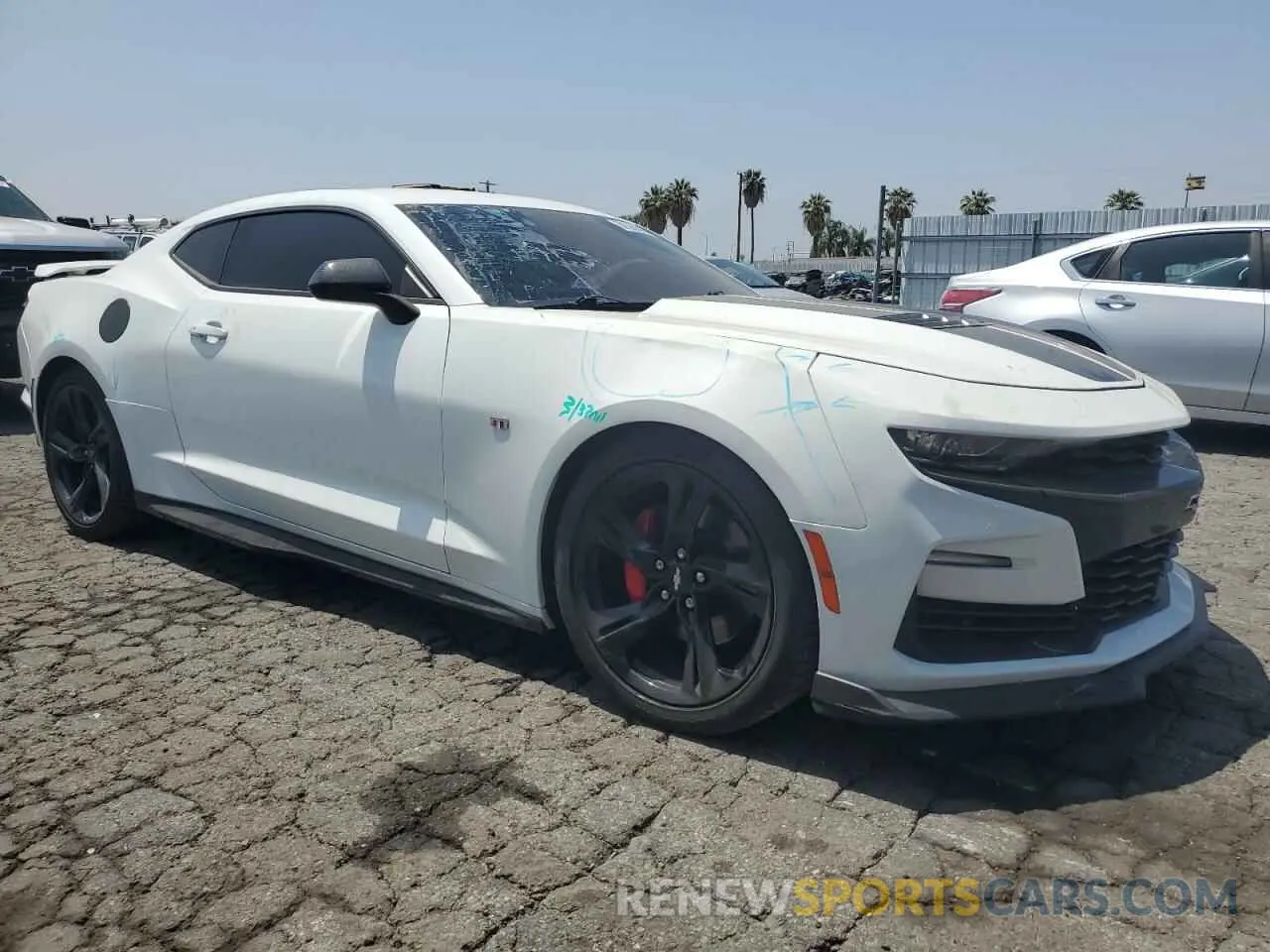 4 Photograph of a damaged car 1G1FF1R73K0148704 CHEVROLET CAMARO 2019