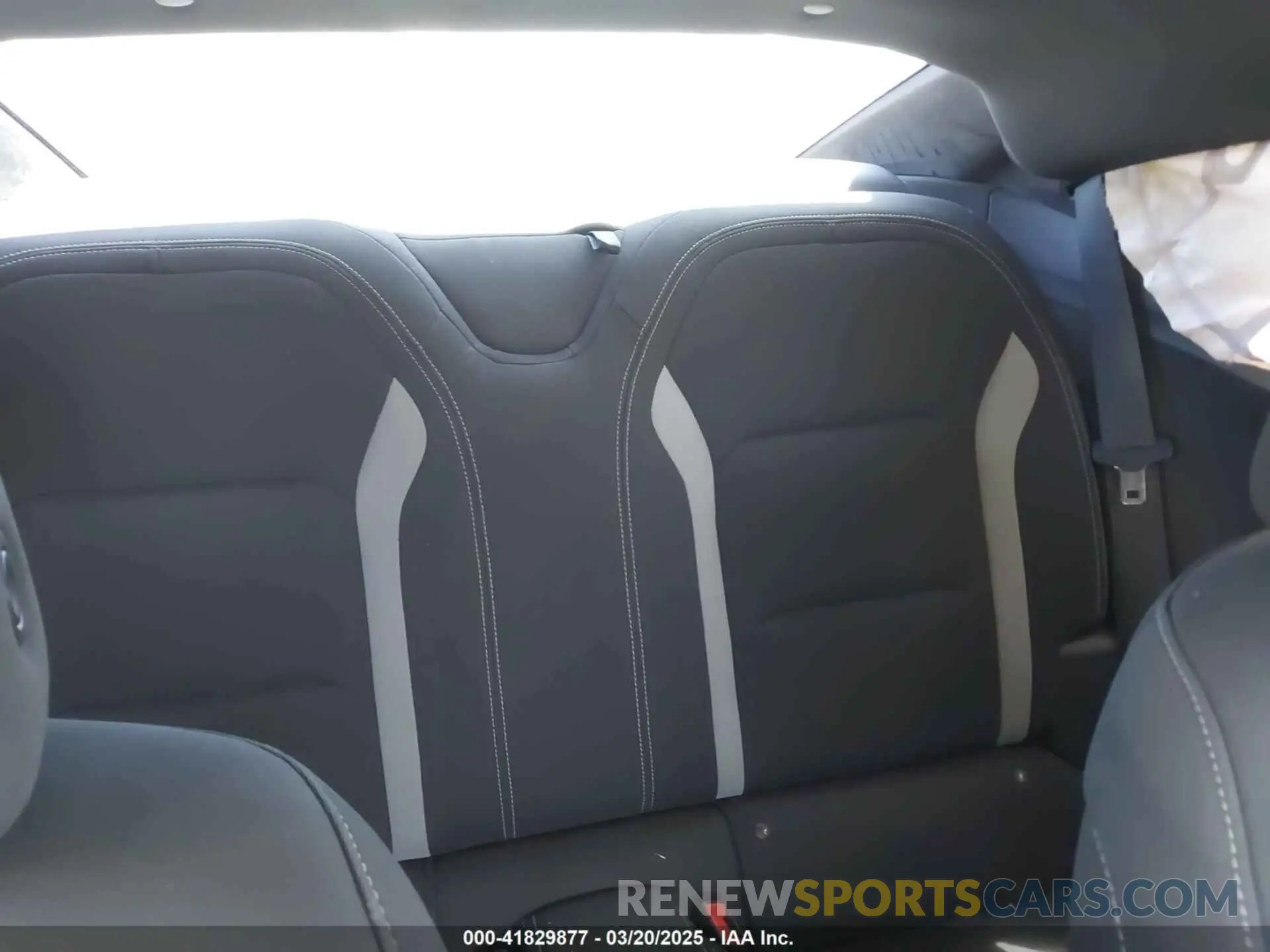 8 Photograph of a damaged car 1G1FF1R78K0154918 CHEVROLET CAMARO 2019