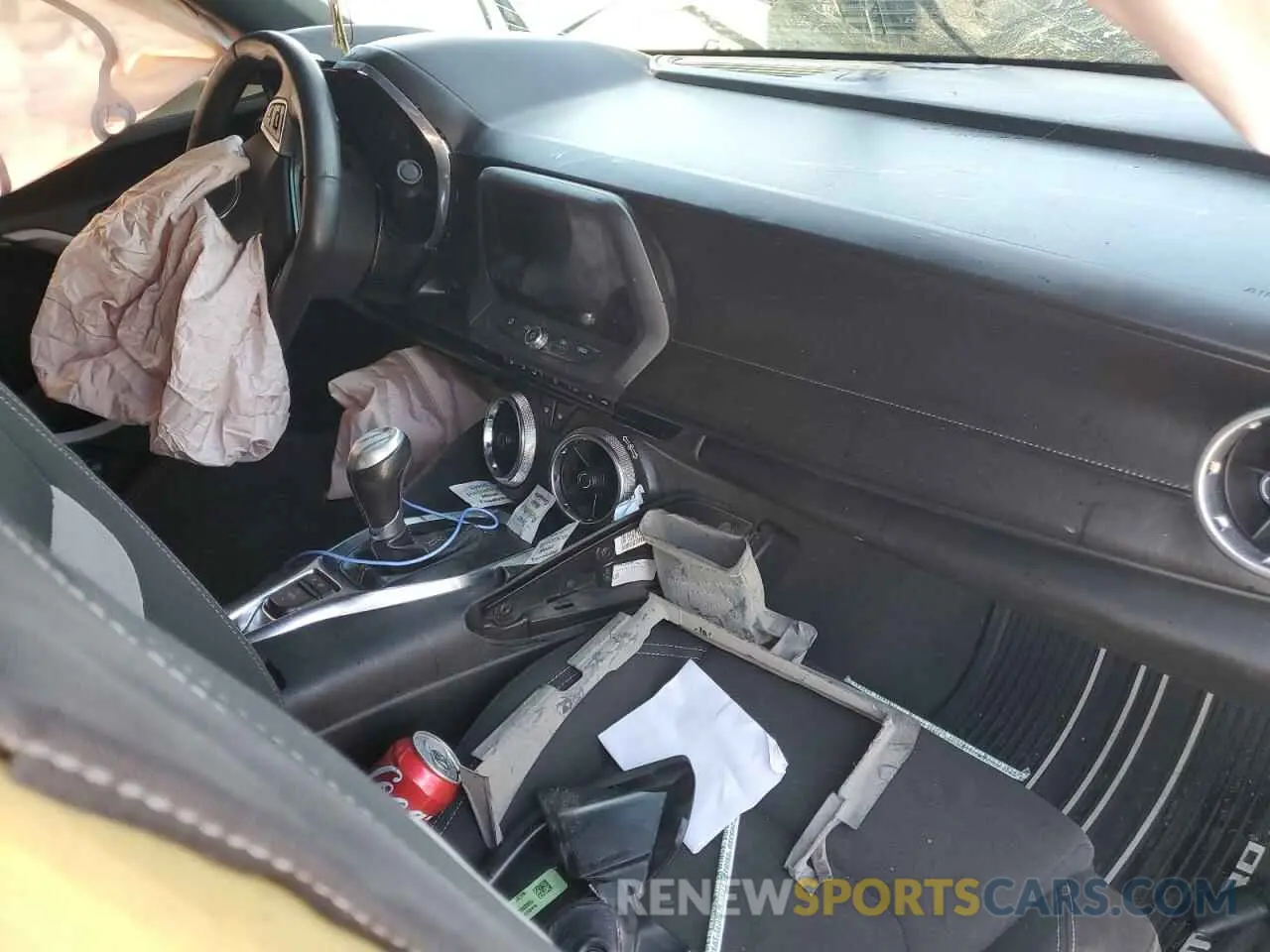 8 Photograph of a damaged car 1G1FF1R79K0138002 CHEVROLET CAMARO 2019