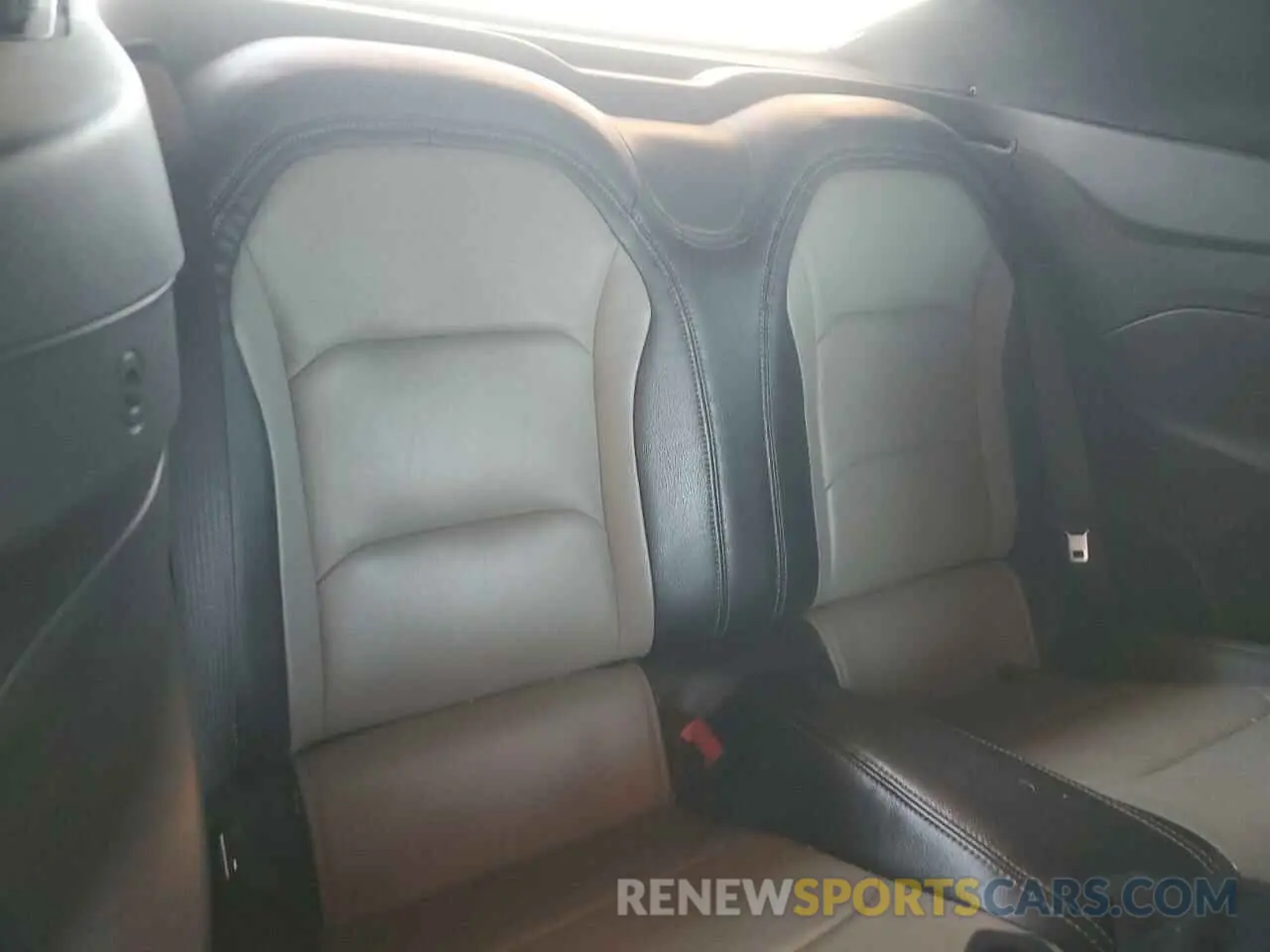 10 Photograph of a damaged car 1G1FF3D73K0128973 CHEVROLET CAMARO 2019