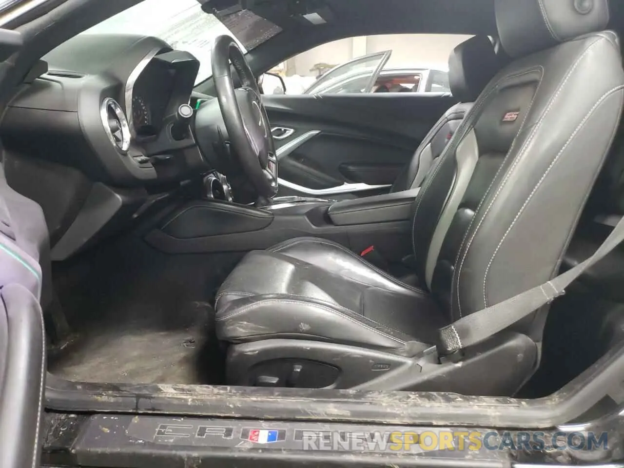 7 Photograph of a damaged car 1G1FG1R71K0120557 CHEVROLET CAMARO 2019