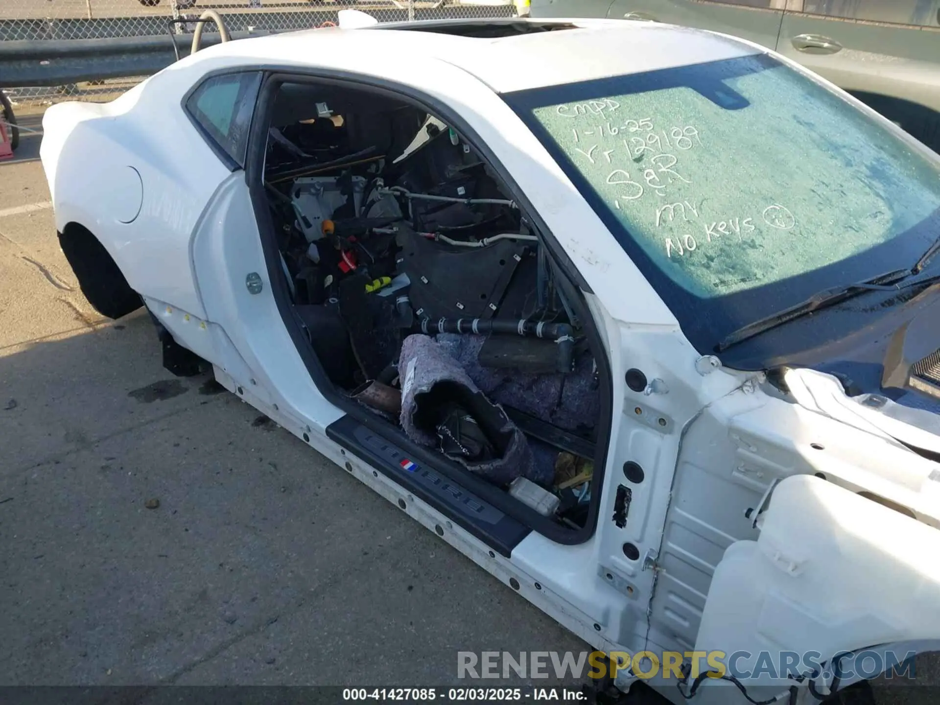 17 Photograph of a damaged car 1G1FH1R73K0129189 CHEVROLET CAMARO 2019