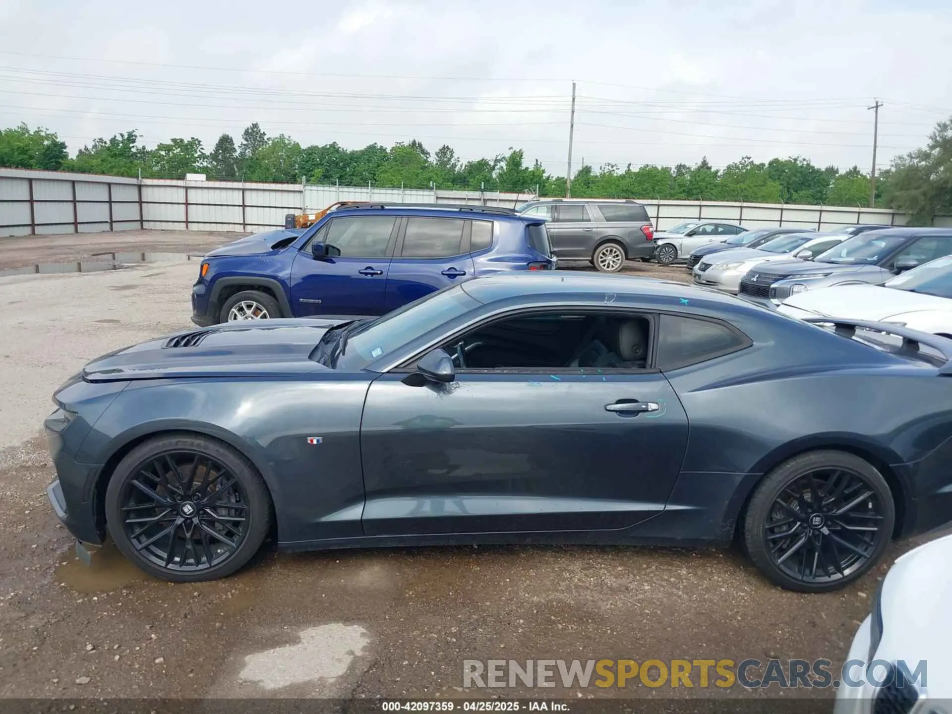 15 Photograph of a damaged car 1G1FH1R76K0151851 CHEVROLET CAMARO 2019