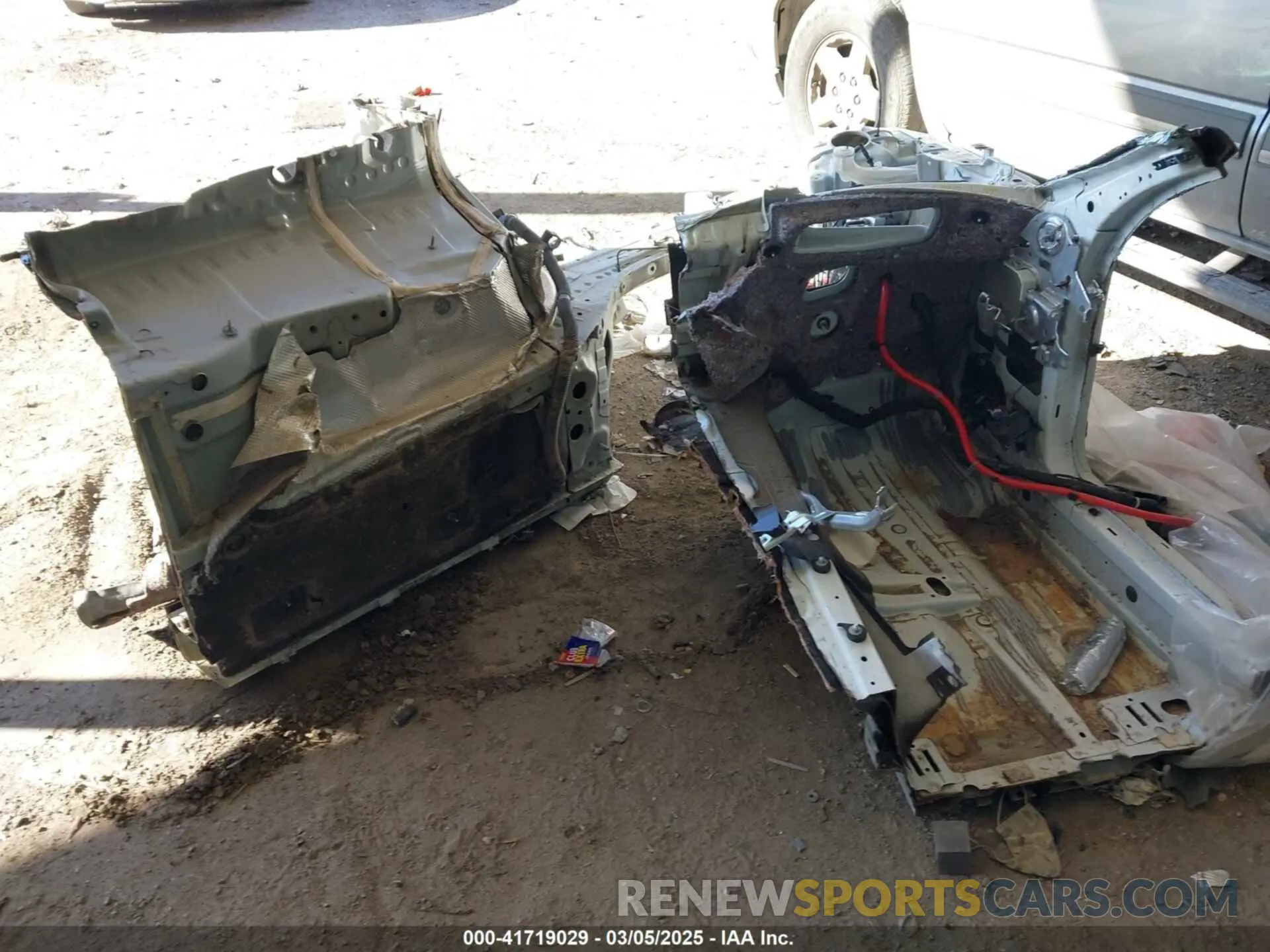 8 Photograph of a damaged car 1G1FH1R79K0100151 CHEVROLET CAMARO 2019