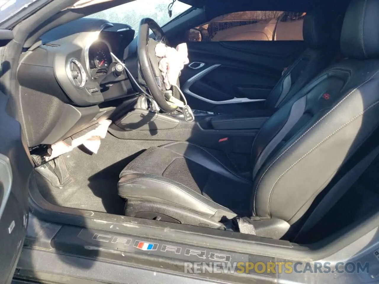 7 Photograph of a damaged car 1G1FH1R7XK0136575 CHEVROLET CAMARO 2019