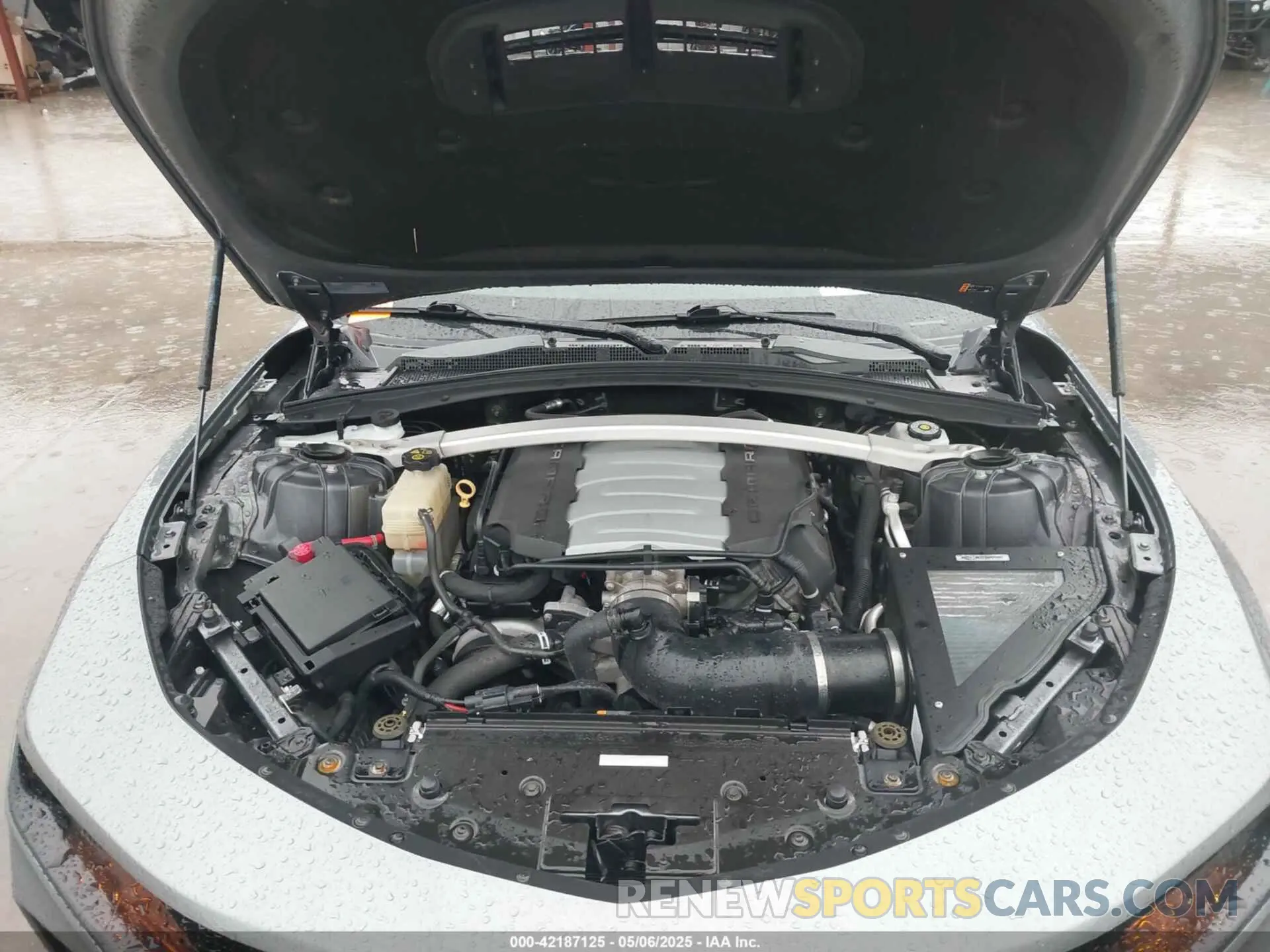 10 Photograph of a damaged car 1G1FH3D74K0143508 CHEVROLET CAMARO 2019