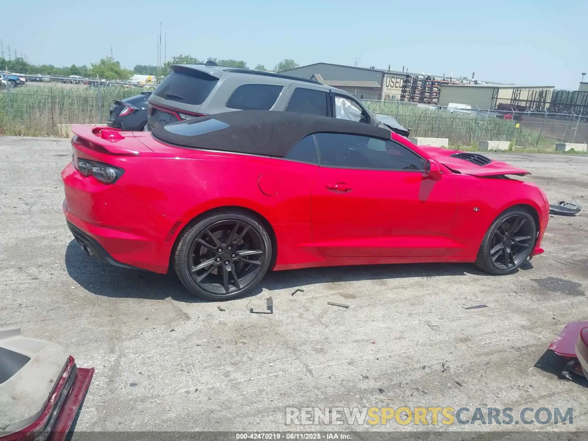 13 Photograph of a damaged car 1G1FH3D75K0138186 CHEVROLET CAMARO 2019