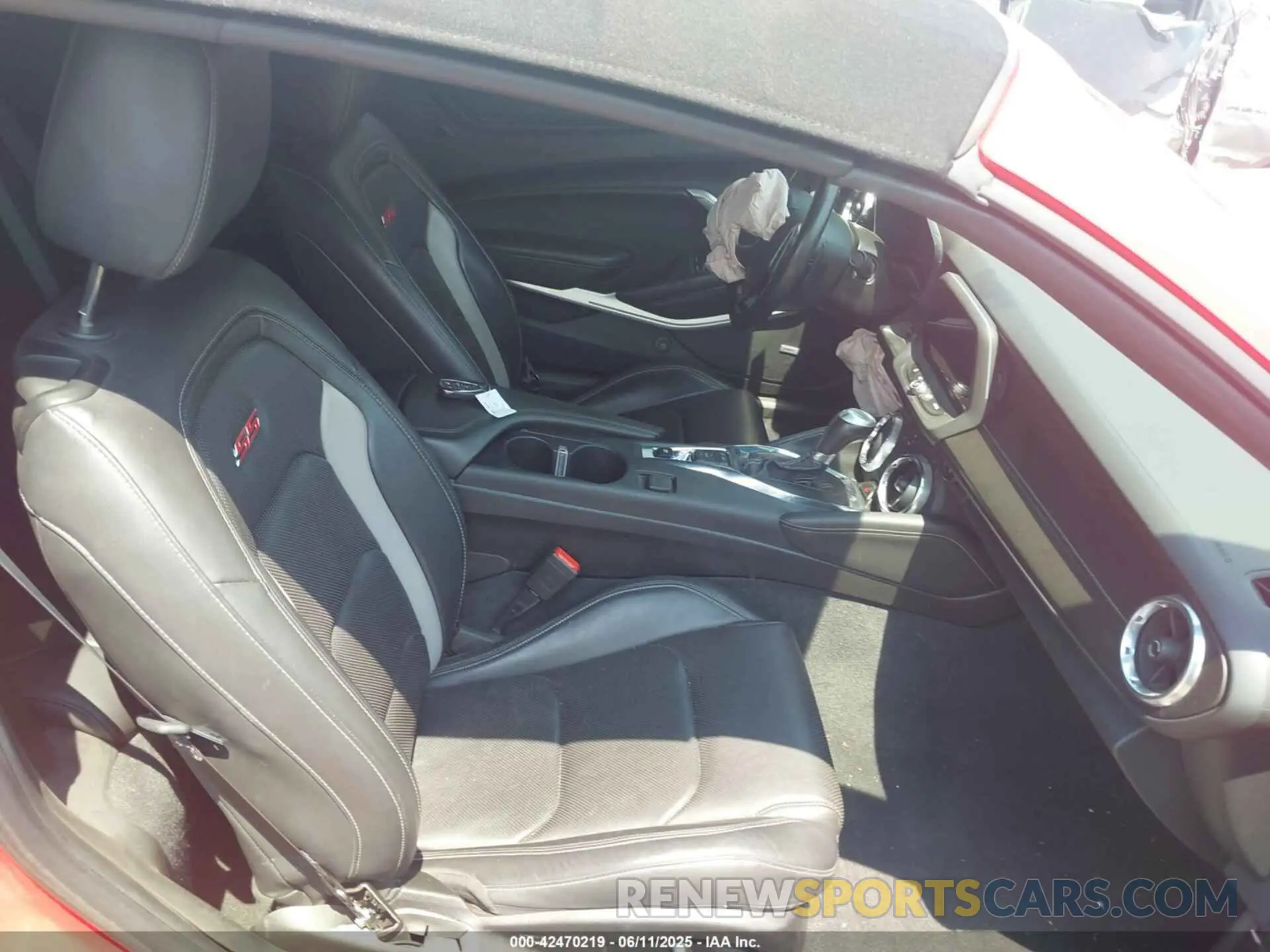 5 Photograph of a damaged car 1G1FH3D75K0138186 CHEVROLET CAMARO 2019