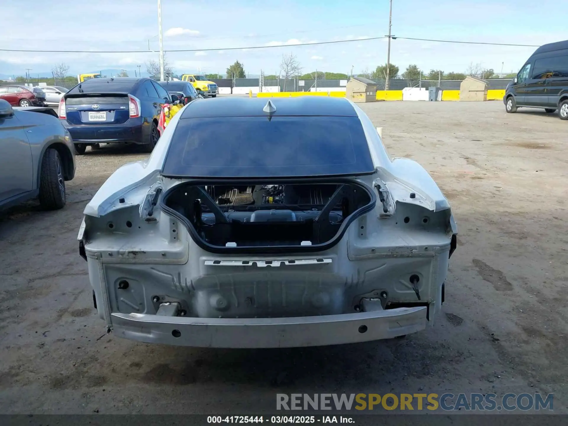 15 Photograph of a damaged car 1G1FK1R63K0125720 CHEVROLET CAMARO 2019