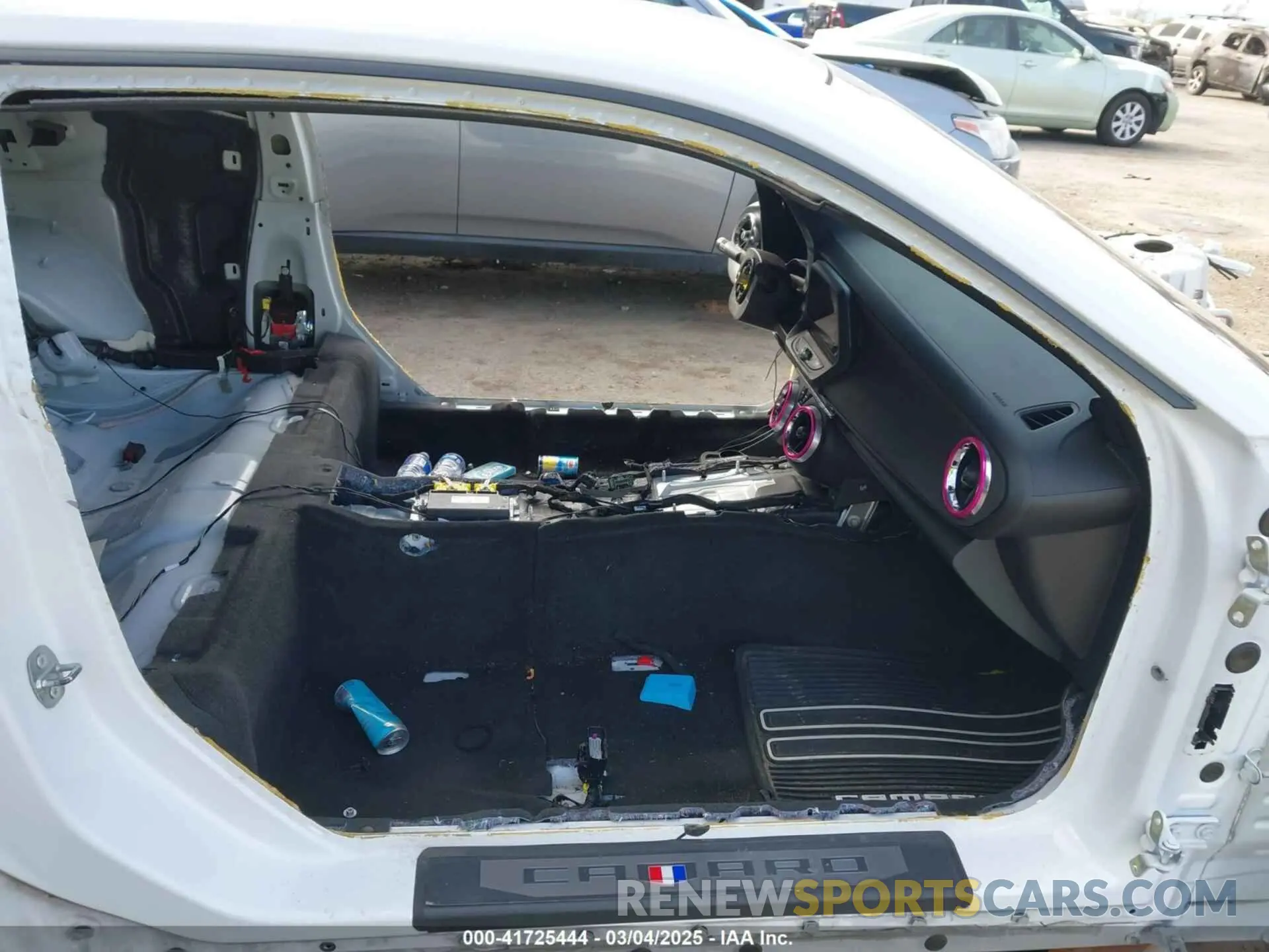 5 Photograph of a damaged car 1G1FK1R63K0125720 CHEVROLET CAMARO 2019