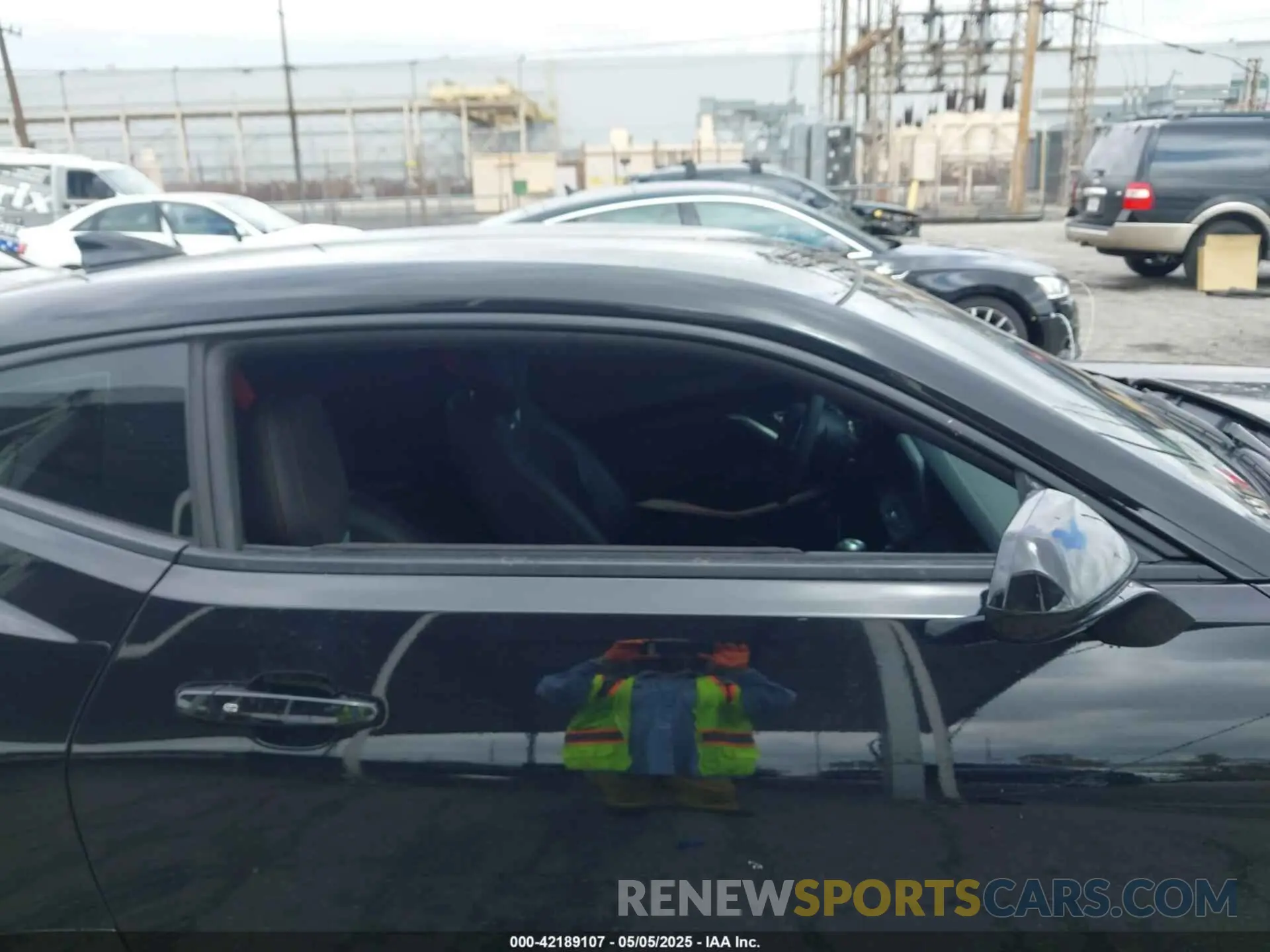 21 Photograph of a damaged car 1G1FK1R6XK0127948 CHEVROLET CAMARO 2019